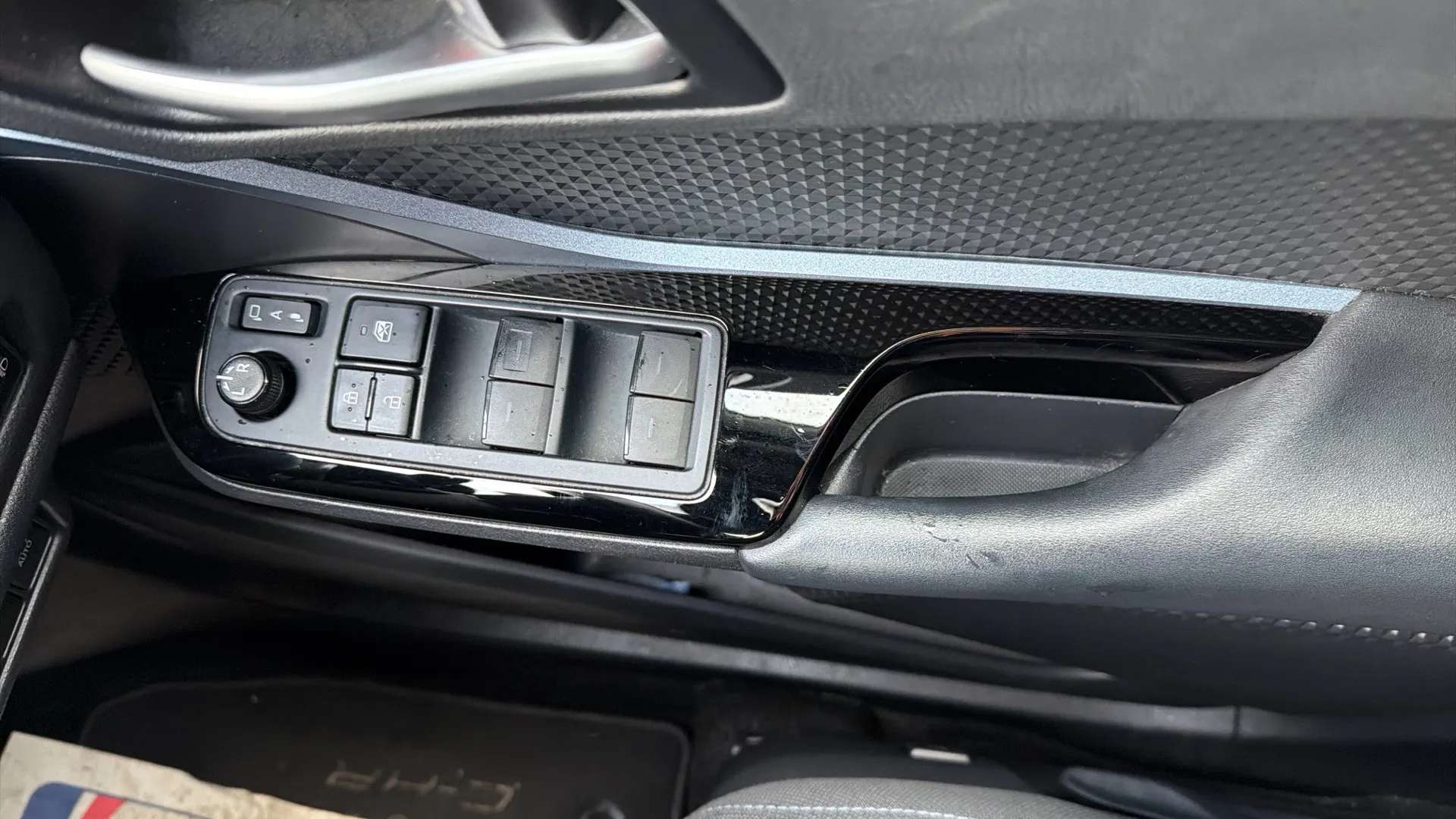 2021 TOYOTA C-HR 2021 TOYOTA C-HR