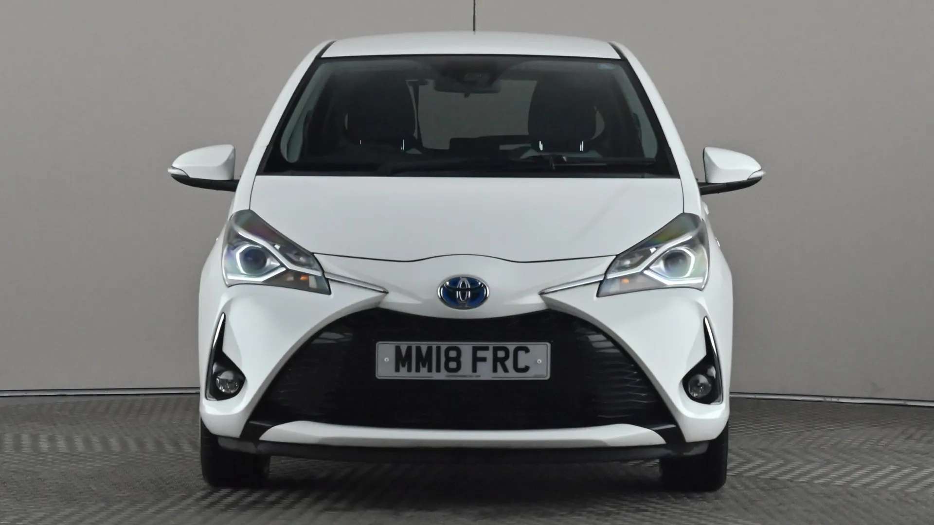 A 2018 TOYOTA YARIS 1.5 Hybrid Design CVT A 2018 TOYOTA YARIS 1.5 Hybrid Design CVT