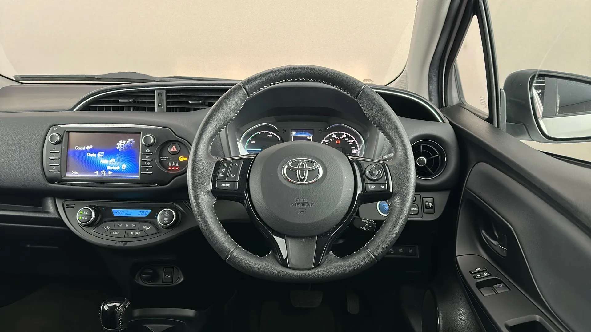 2018 TOYOTA YARIS 2018 TOYOTA YARIS