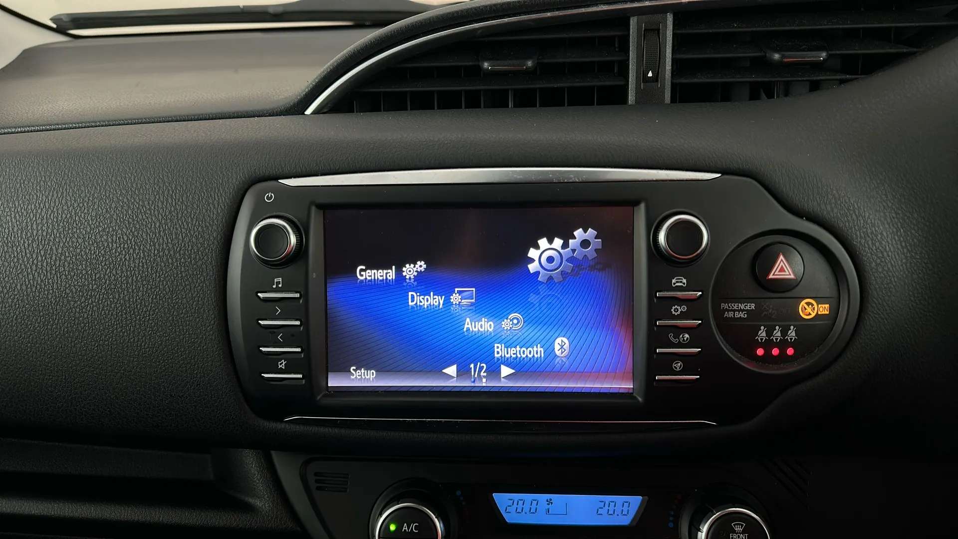 2018 TOYOTA YARIS 2018 TOYOTA YARIS