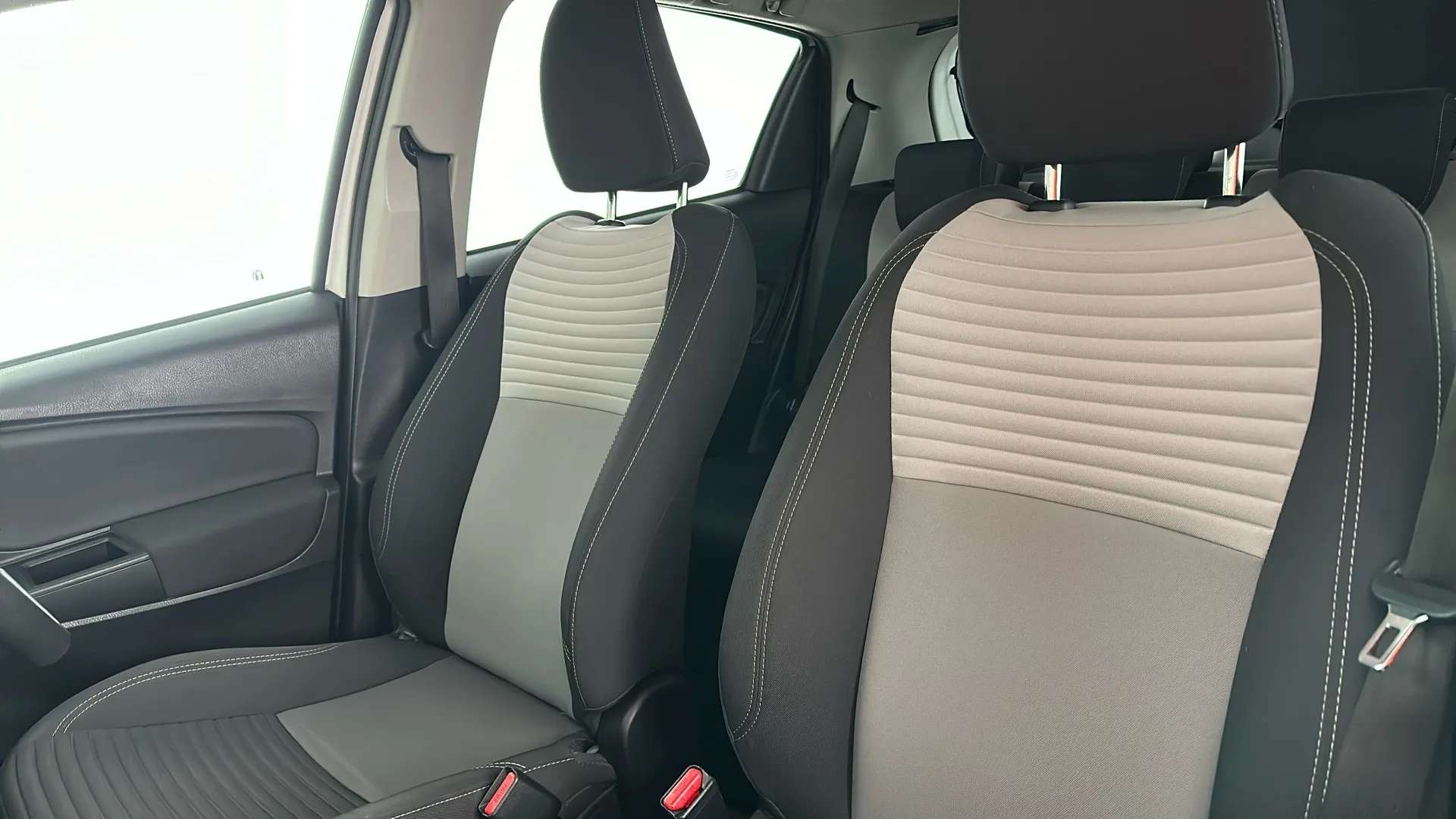 2018 TOYOTA YARIS 2018 TOYOTA YARIS