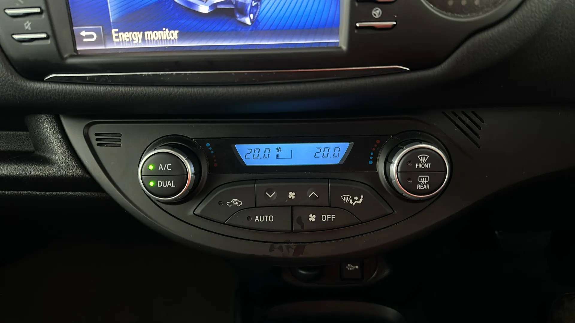 2018 TOYOTA YARIS 2018 TOYOTA YARIS