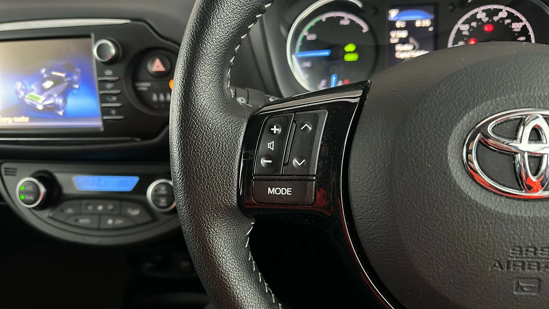 2018 TOYOTA YARIS 2018 TOYOTA YARIS