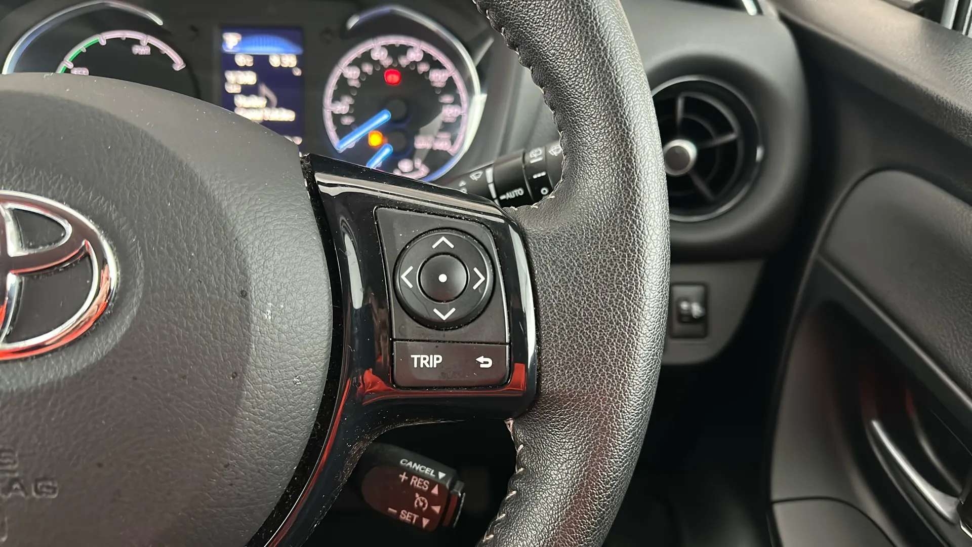 2018 TOYOTA YARIS 2018 TOYOTA YARIS