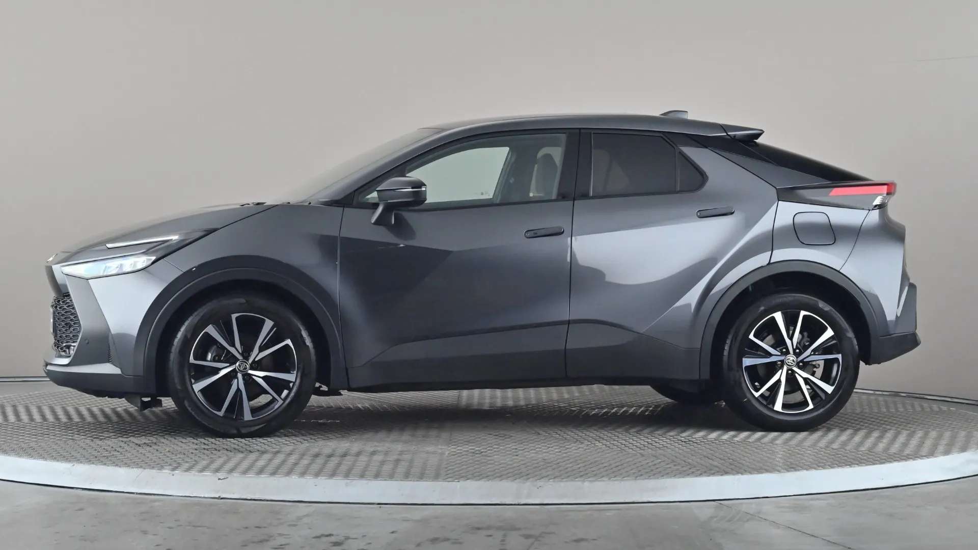 A 2025 TOYOTA C-HR 1.8 Hybrid Design CVT A 2025 TOYOTA C-HR 1.8 Hybrid Design CVT