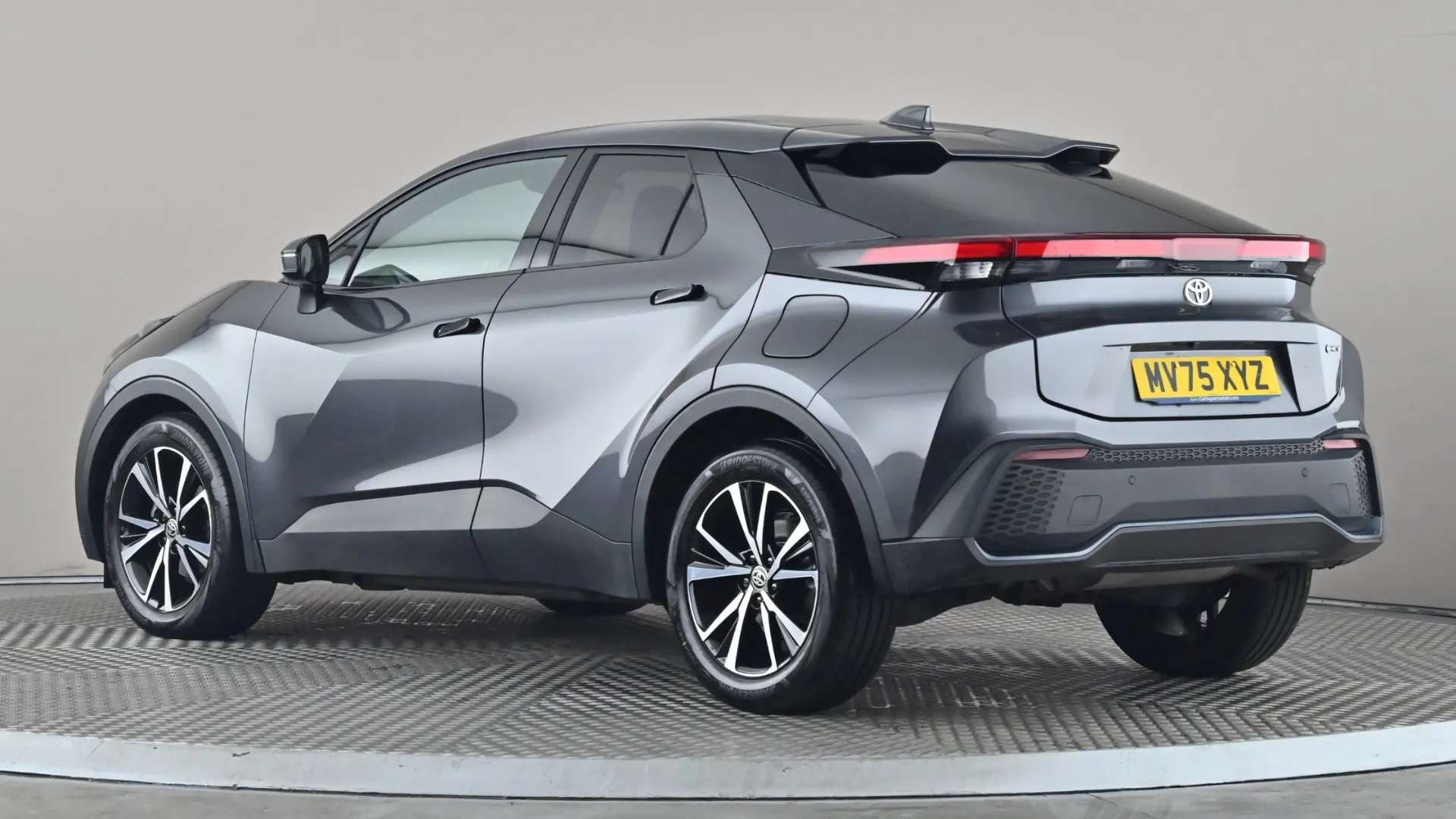 A 2025 TOYOTA C-HR 1.8 Hybrid Design CVT A 2025 TOYOTA C-HR 1.8 Hybrid Design CVT