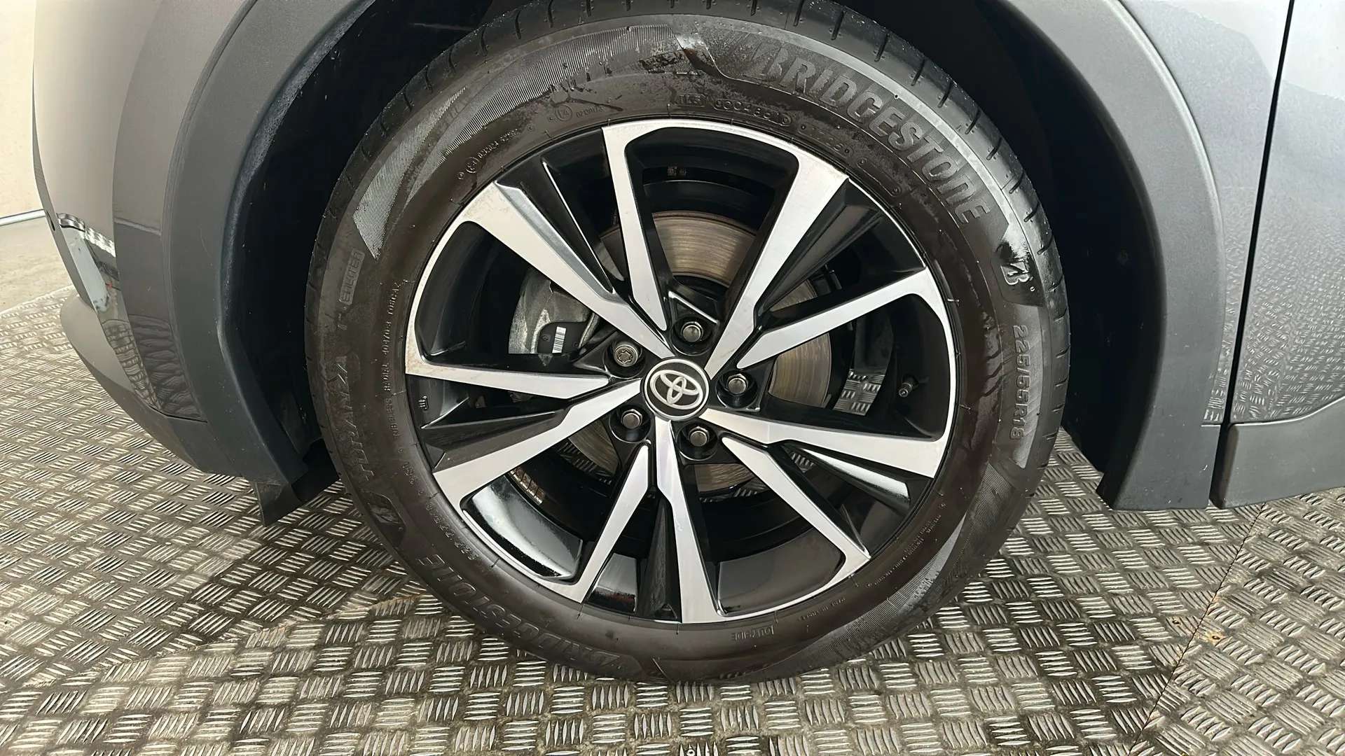 2025 TOYOTA C-HR 2025 TOYOTA C-HR