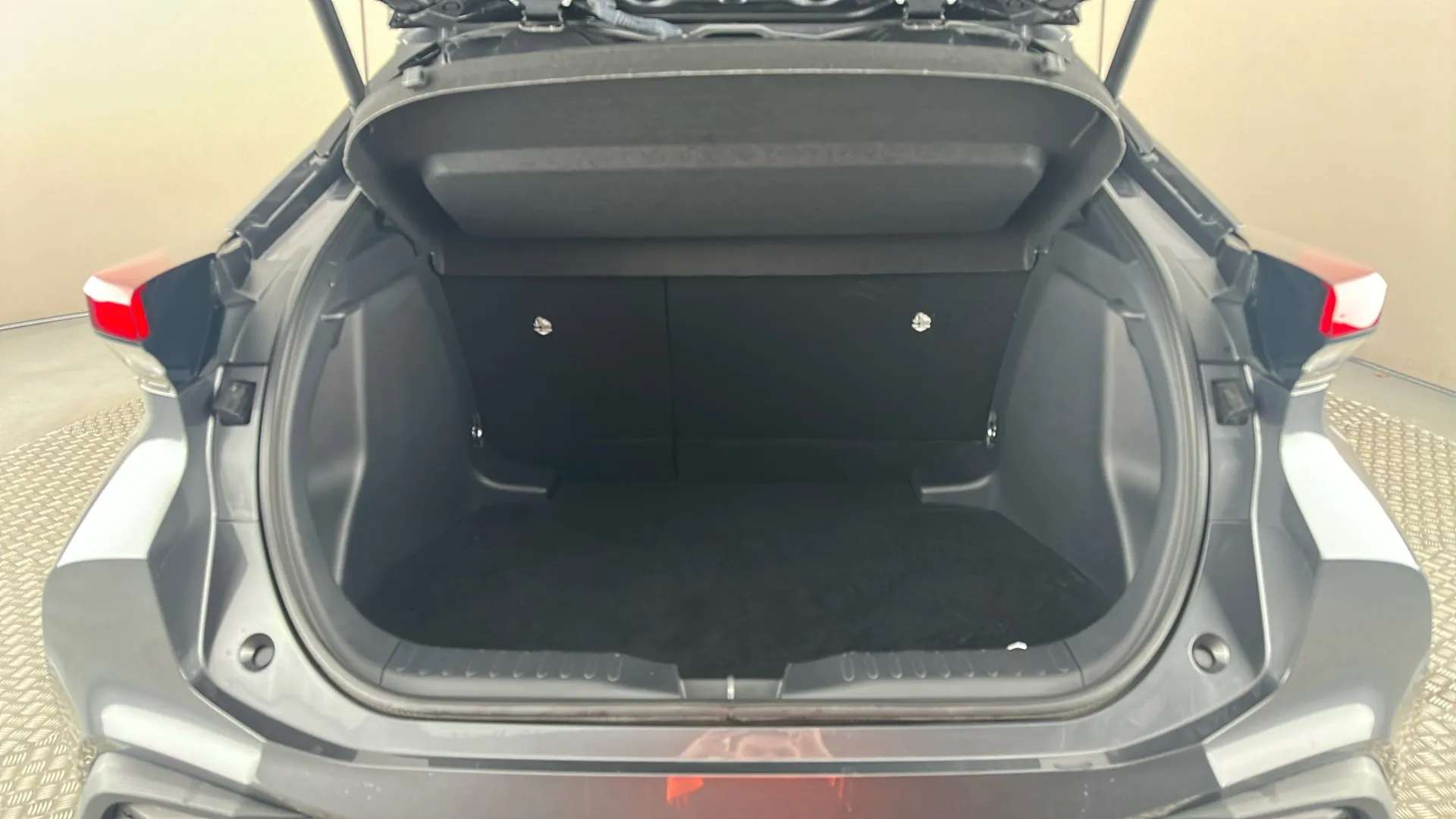 2025 TOYOTA C-HR 2025 TOYOTA C-HR