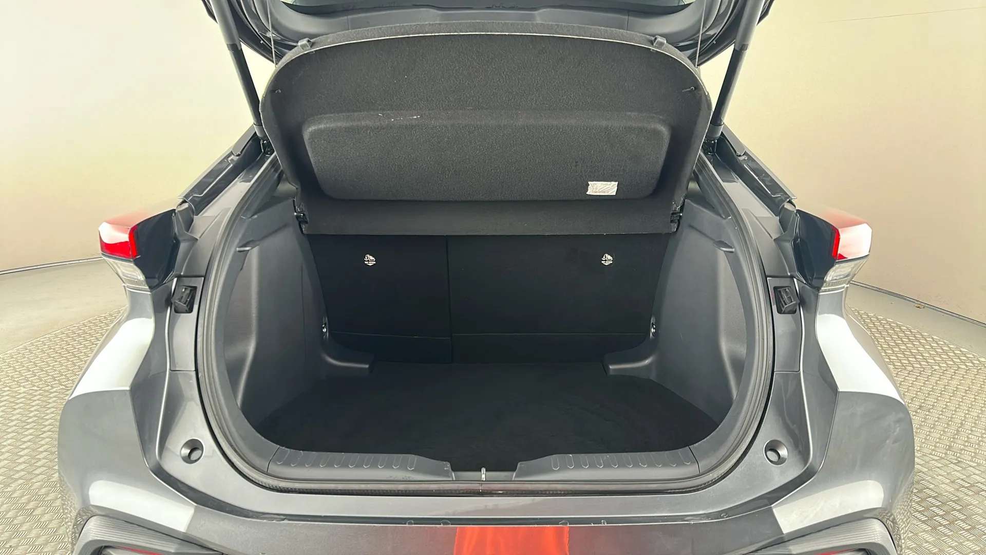 2025 TOYOTA C-HR 2025 TOYOTA C-HR