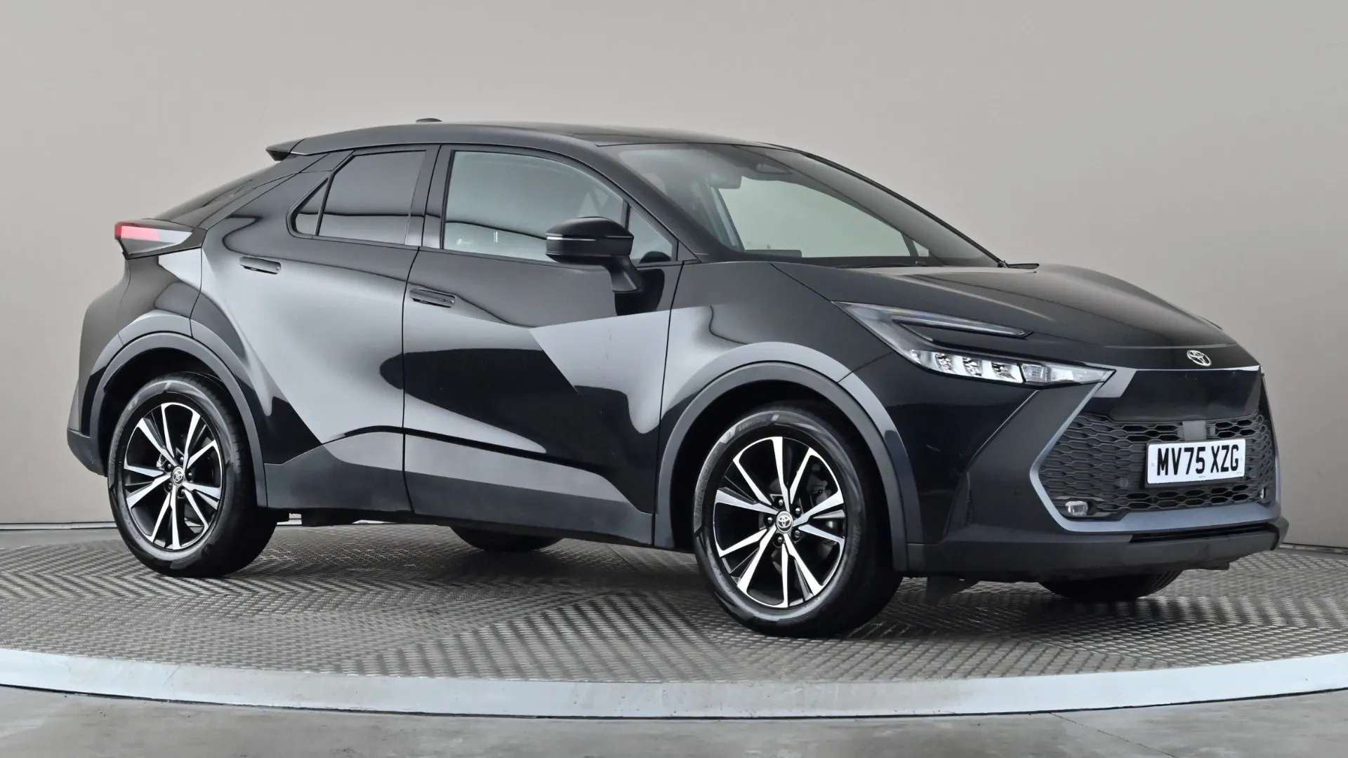 A 2025 TOYOTA C-HR 1.8 Hybrid Design CVT A 2025 TOYOTA C-HR 1.8 Hybrid Design CVT