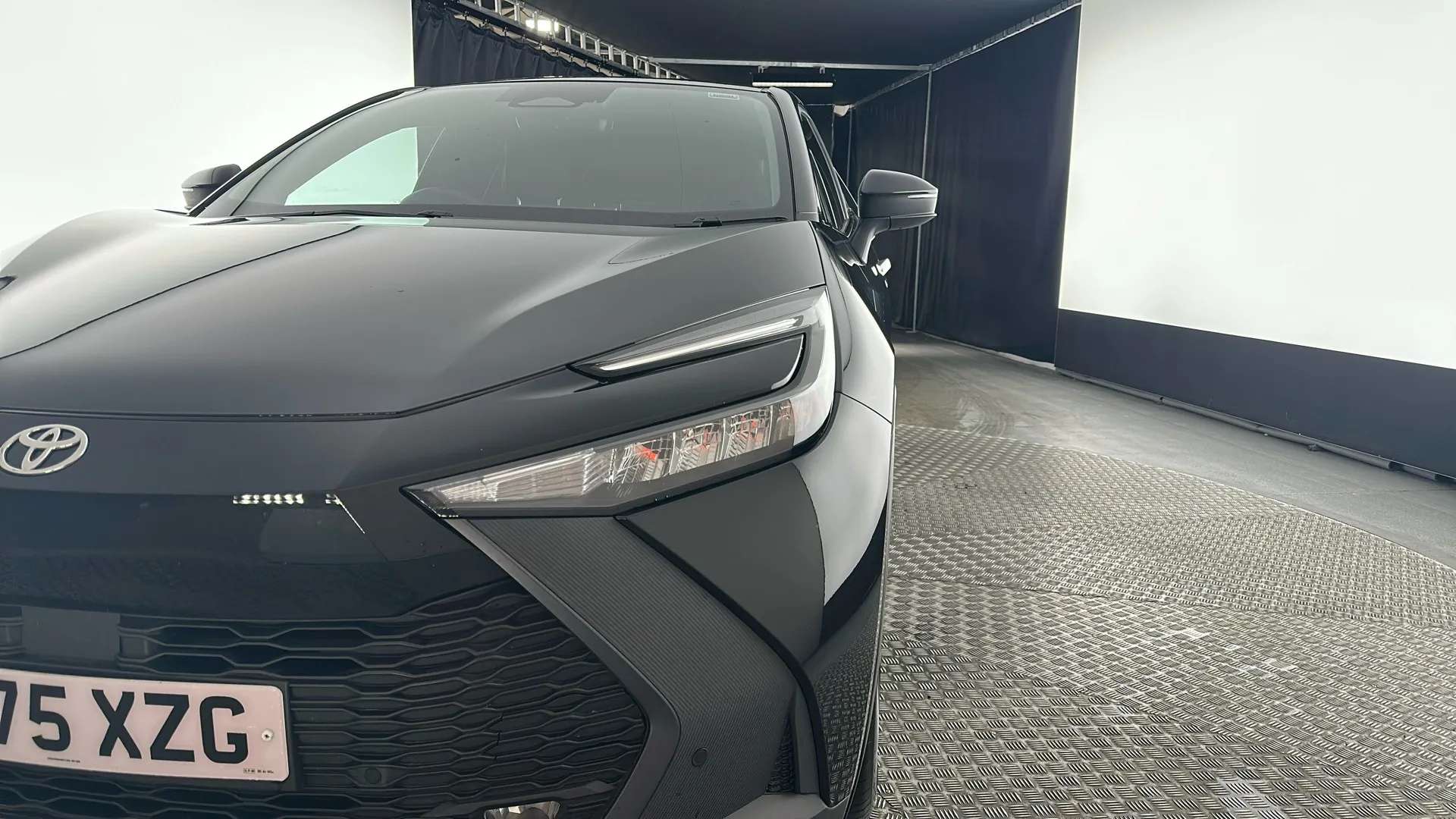 2025 TOYOTA C-HR 2025 TOYOTA C-HR