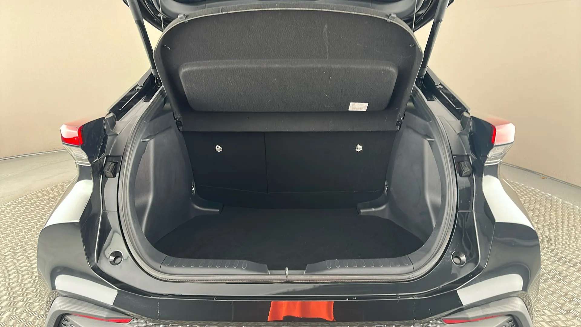 2025 TOYOTA C-HR 2025 TOYOTA C-HR
