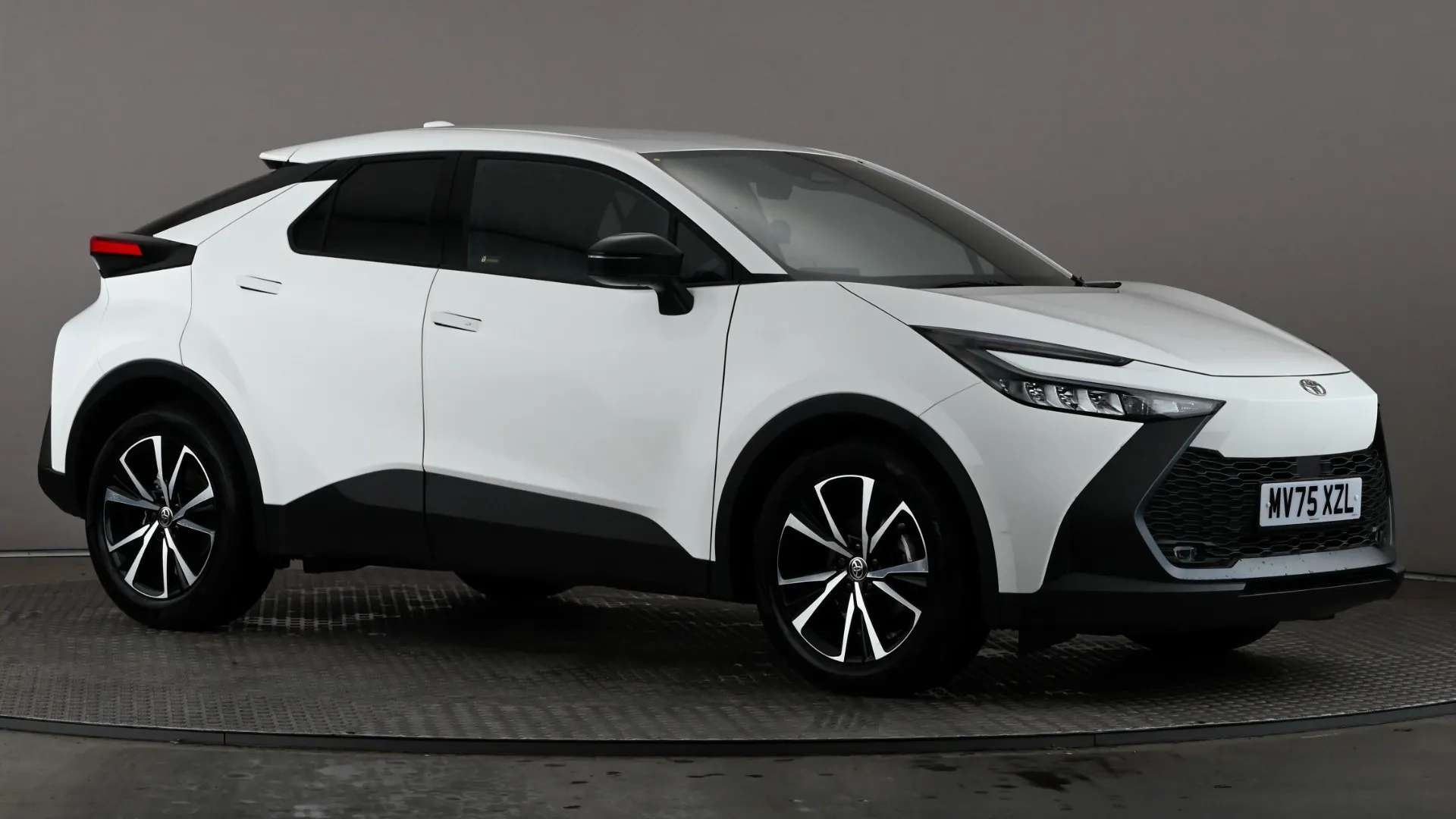 A 2025 TOYOTA C-HR 1.8 Hybrid Design CVT A 2025 TOYOTA C-HR 1.8 Hybrid Design CVT