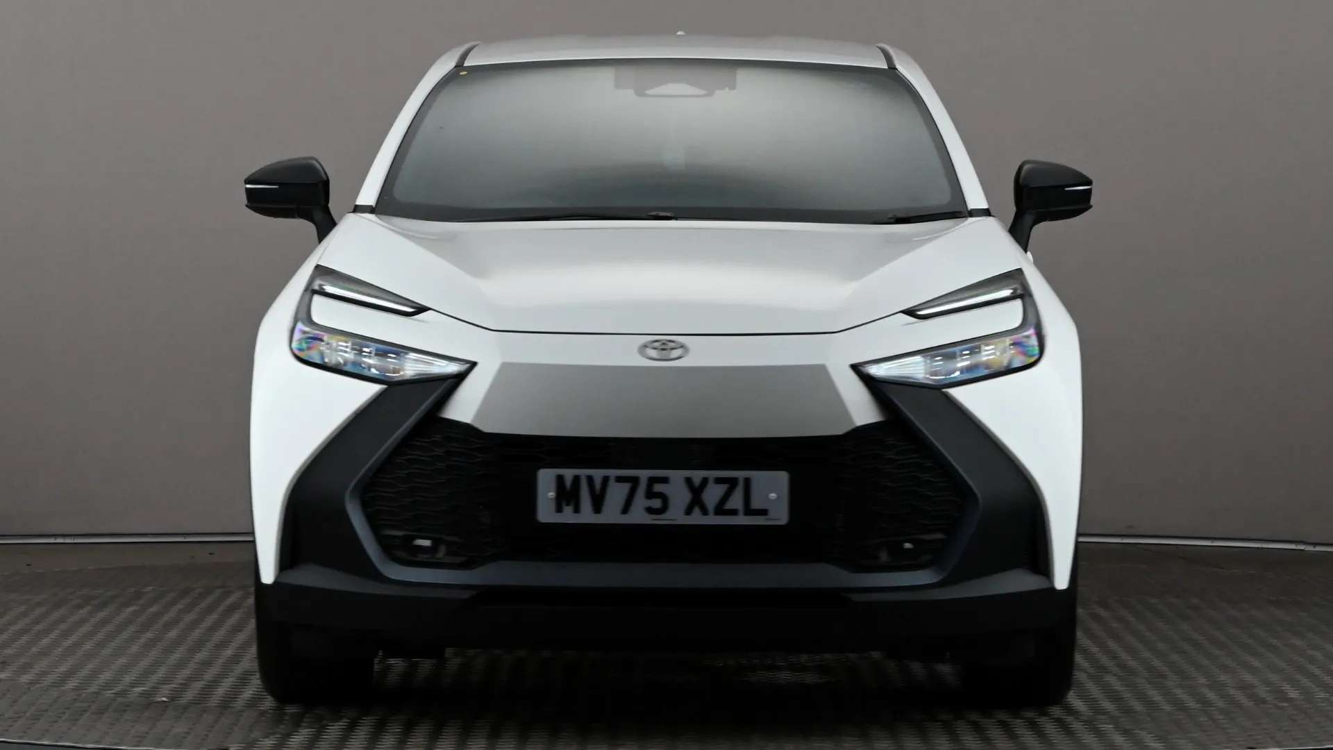 A 2025 TOYOTA C-HR 1.8 Hybrid Design CVT A 2025 TOYOTA C-HR 1.8 Hybrid Design CVT