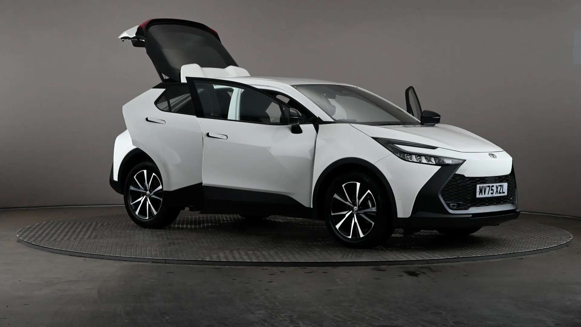 2025 TOYOTA C-HR 2025 TOYOTA C-HR