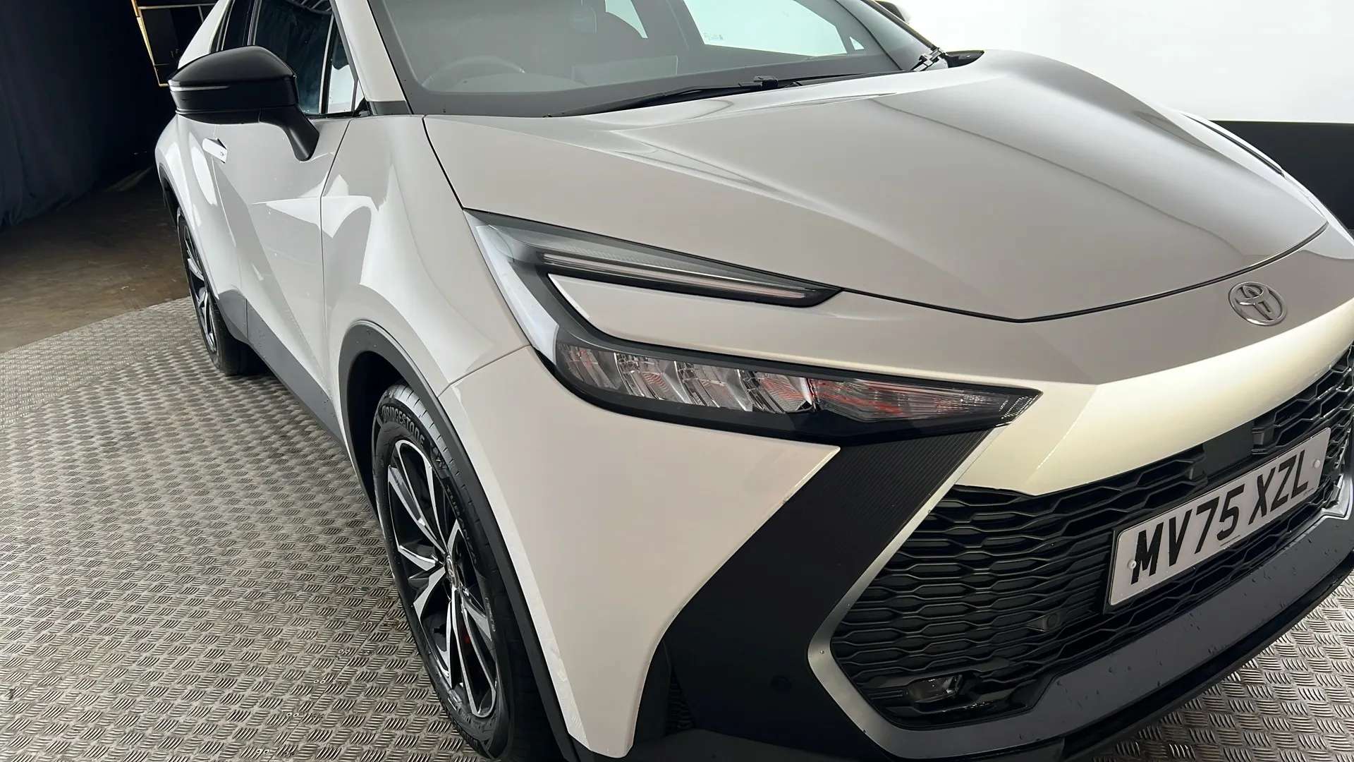 2025 TOYOTA C-HR 2025 TOYOTA C-HR