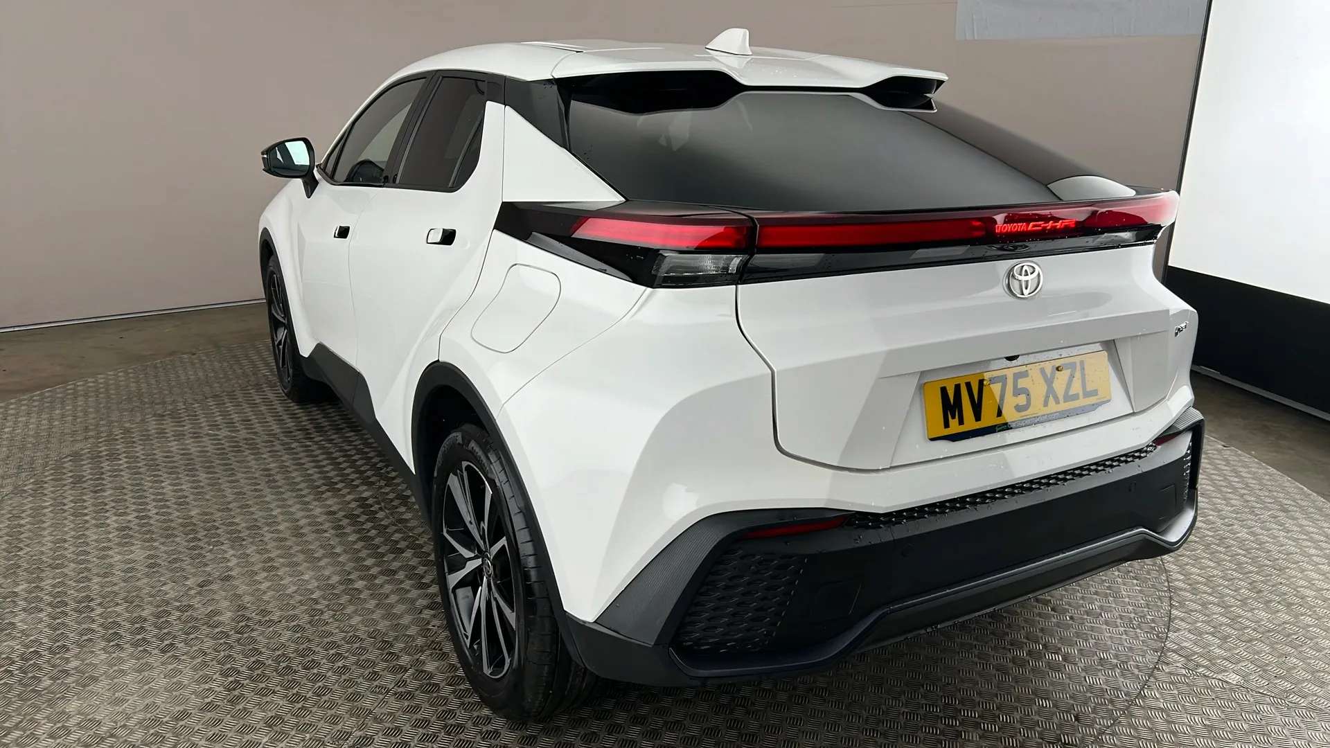 2025 TOYOTA C-HR 2025 TOYOTA C-HR
