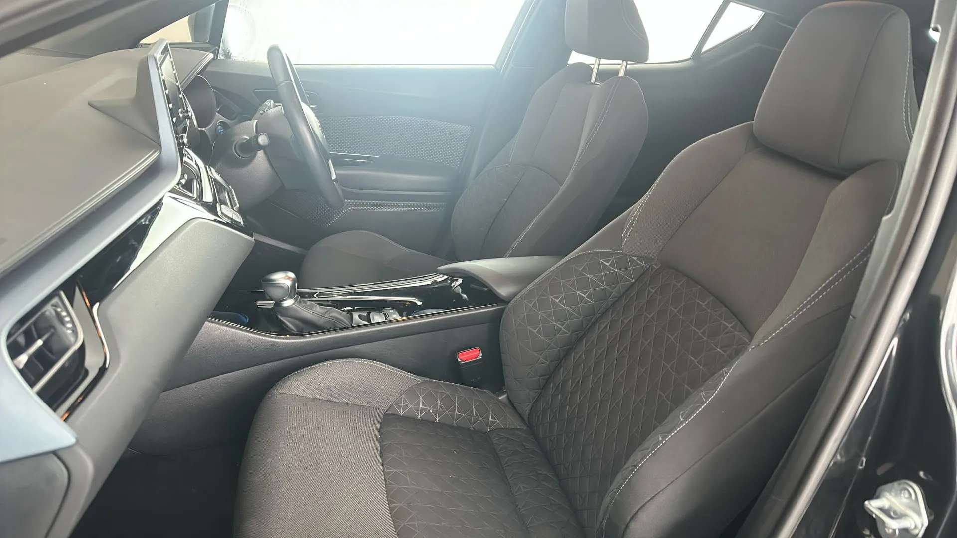 2021 TOYOTA C-HR 2021 TOYOTA C-HR