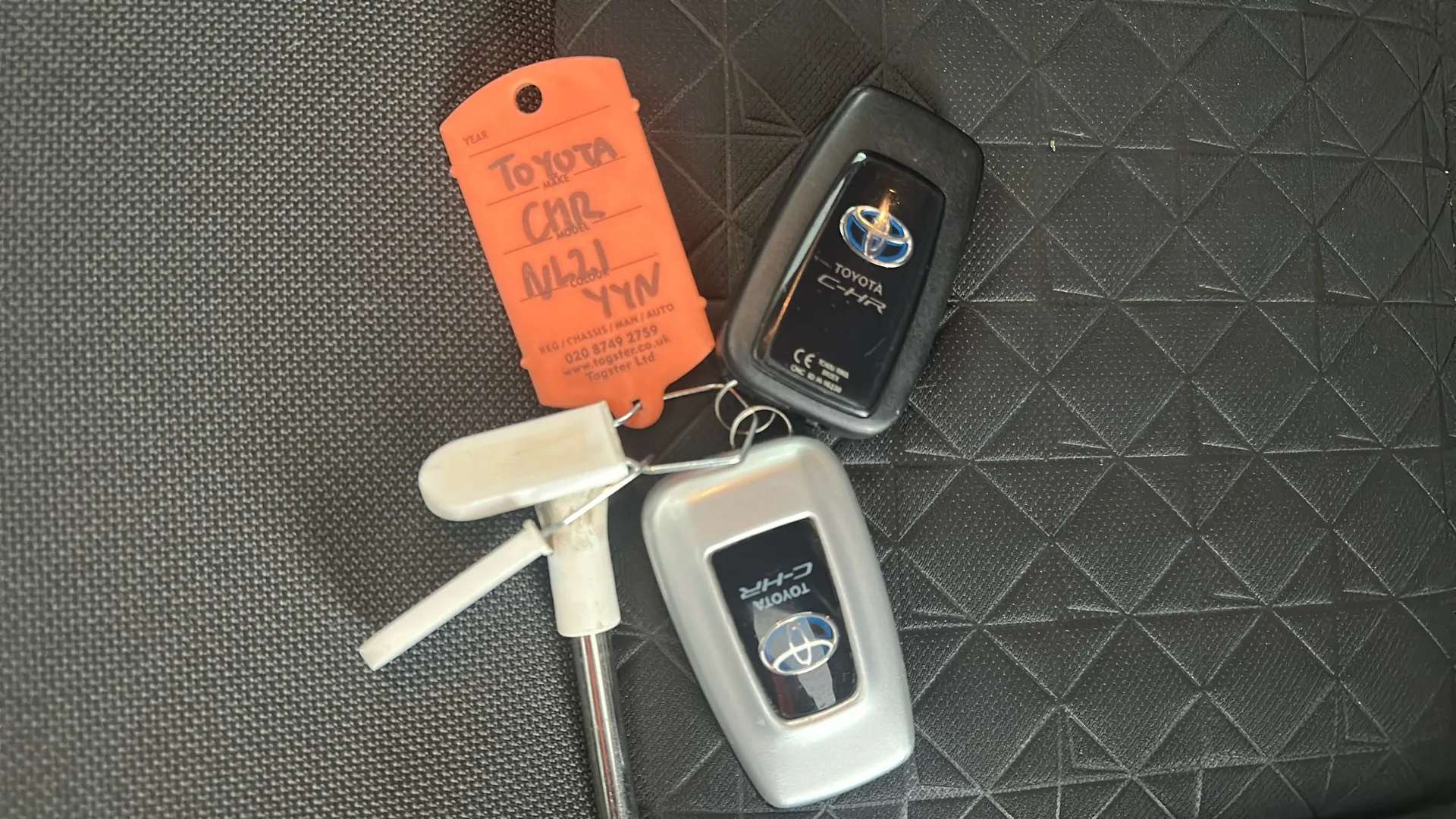 2021 TOYOTA C-HR 2021 TOYOTA C-HR