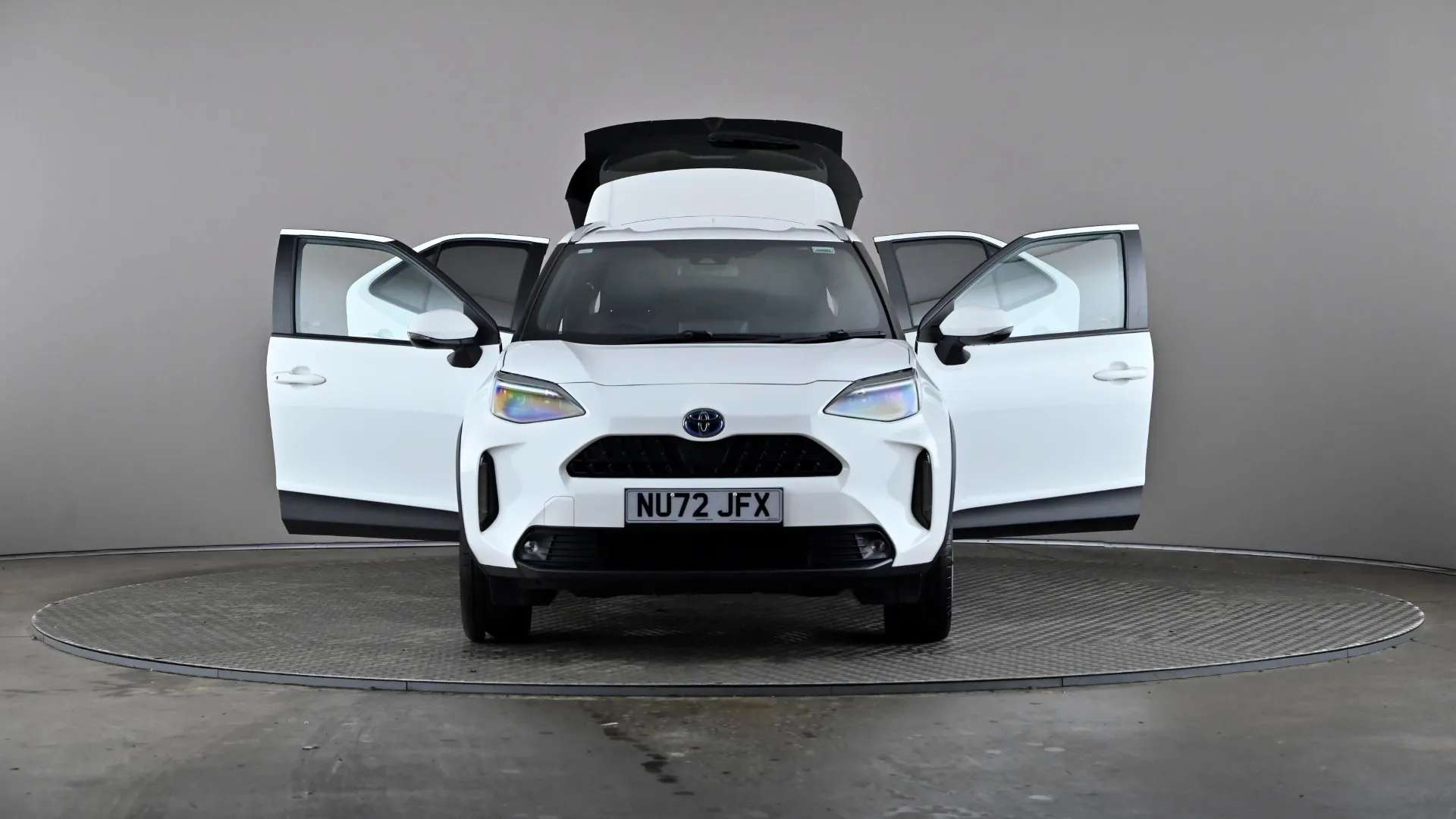 2022 TOYOTA YARIS CROSS 2022 TOYOTA YARIS CROSS