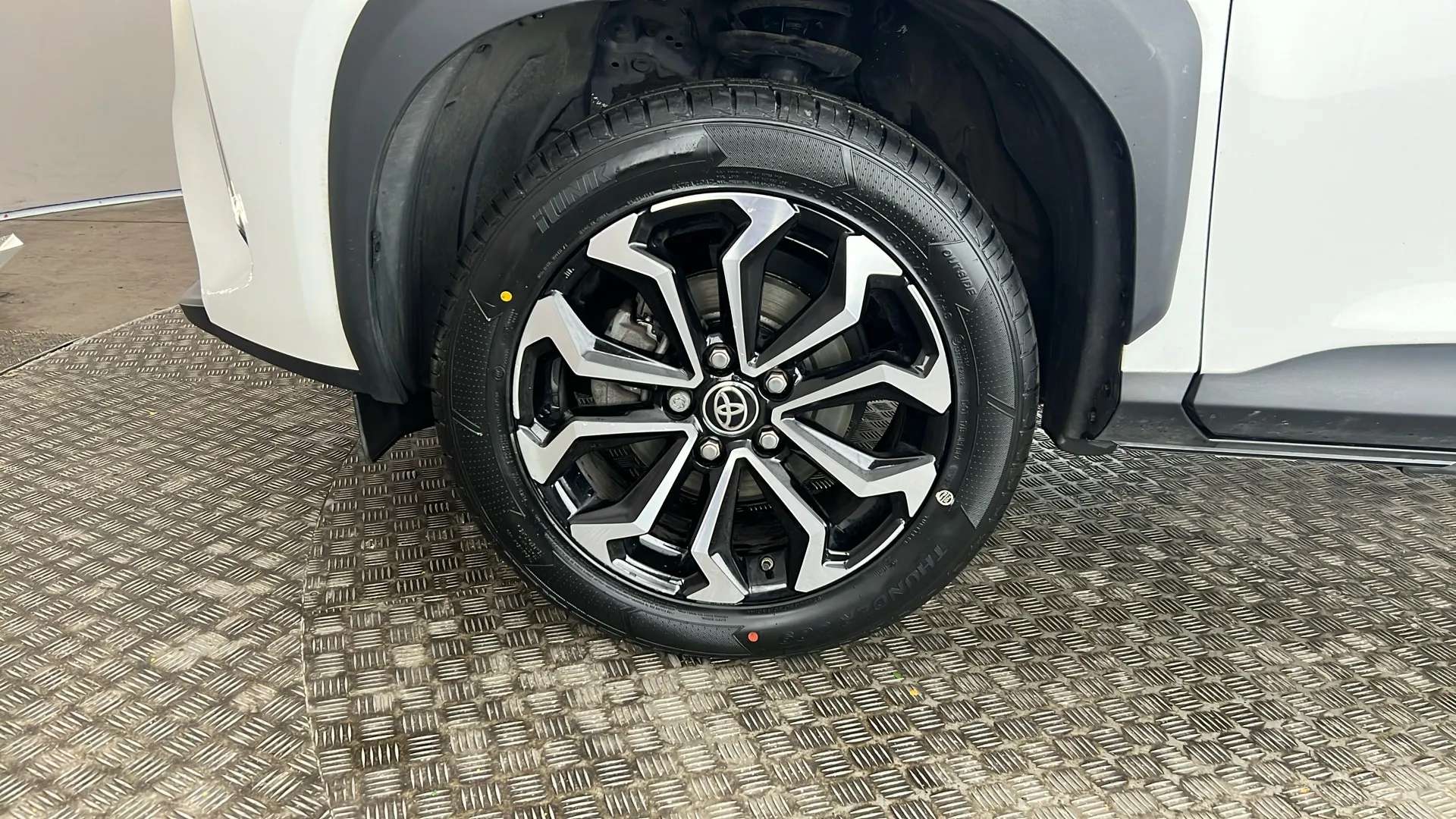 2022 TOYOTA YARIS CROSS 2022 TOYOTA YARIS CROSS