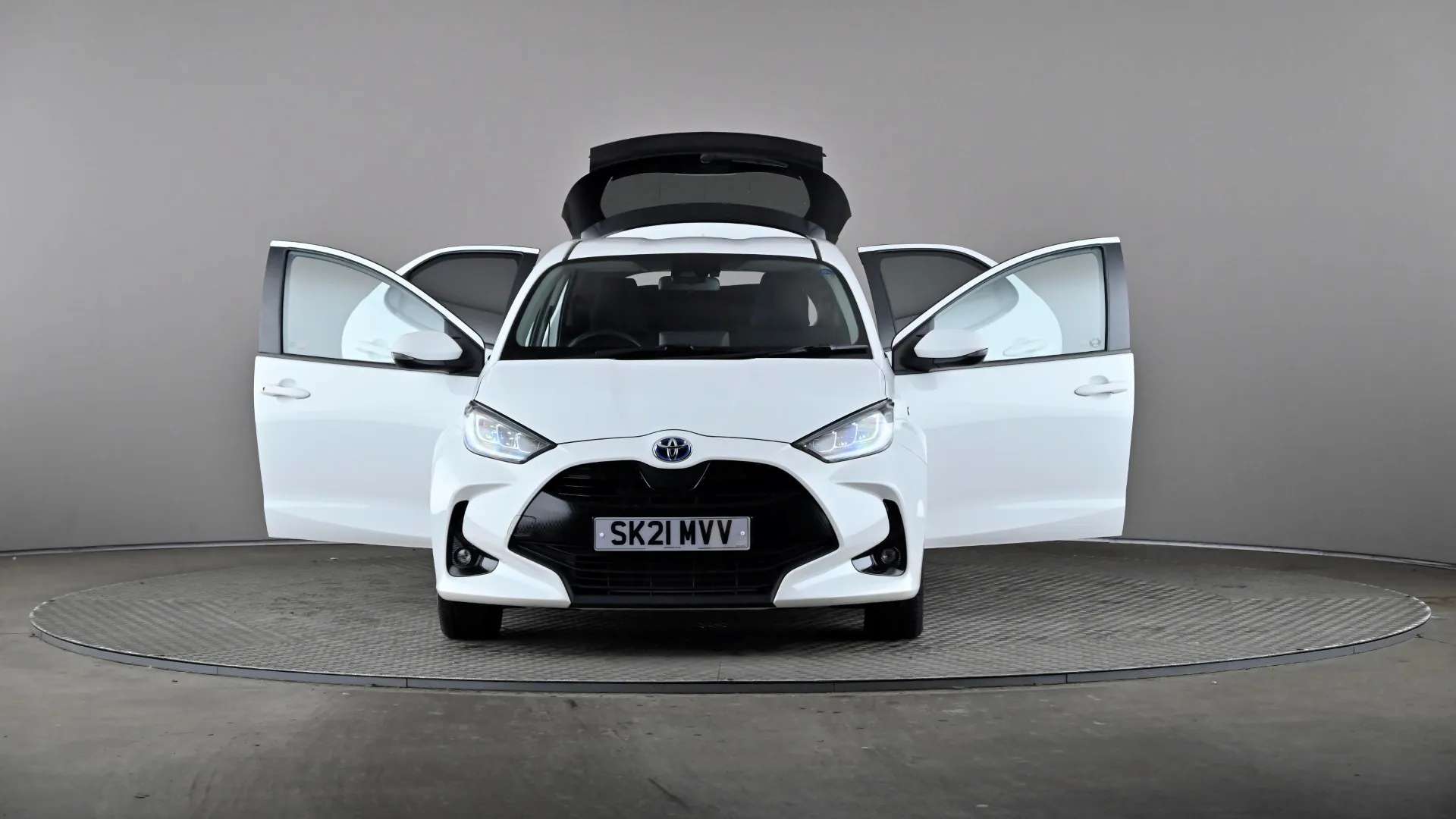 2021 TOYOTA YARIS 2021 TOYOTA YARIS