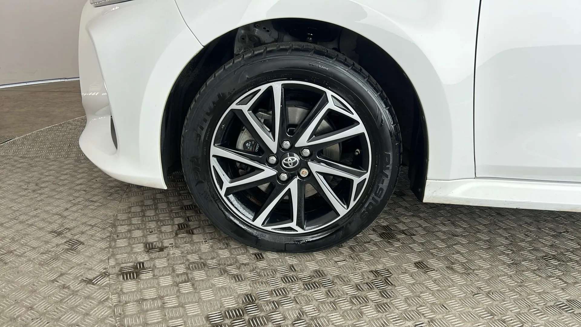 2021 TOYOTA YARIS 2021 TOYOTA YARIS