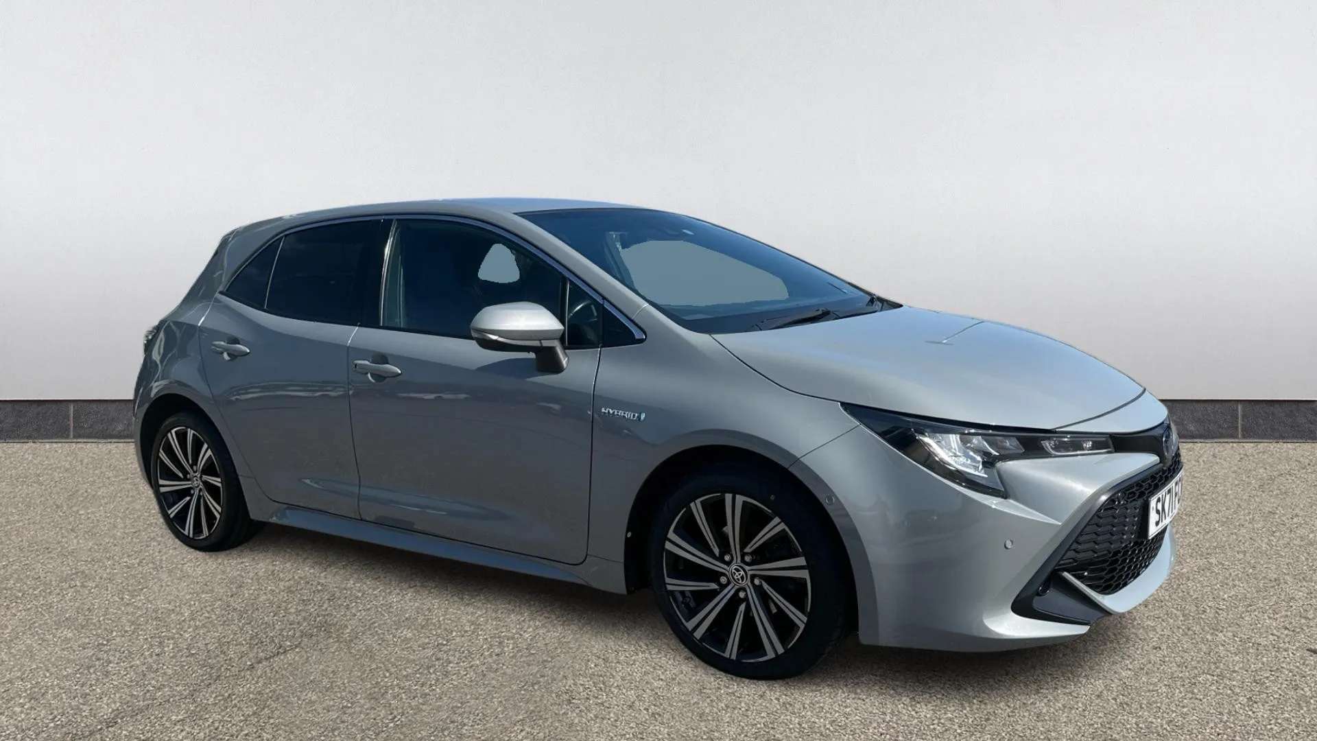 A 2021 TOYOTA COROLLA 1.8 VVT-i Hybrid Design CVT A 2021 TOYOTA COROLLA 1.8 VVT-i Hybrid Design CVT