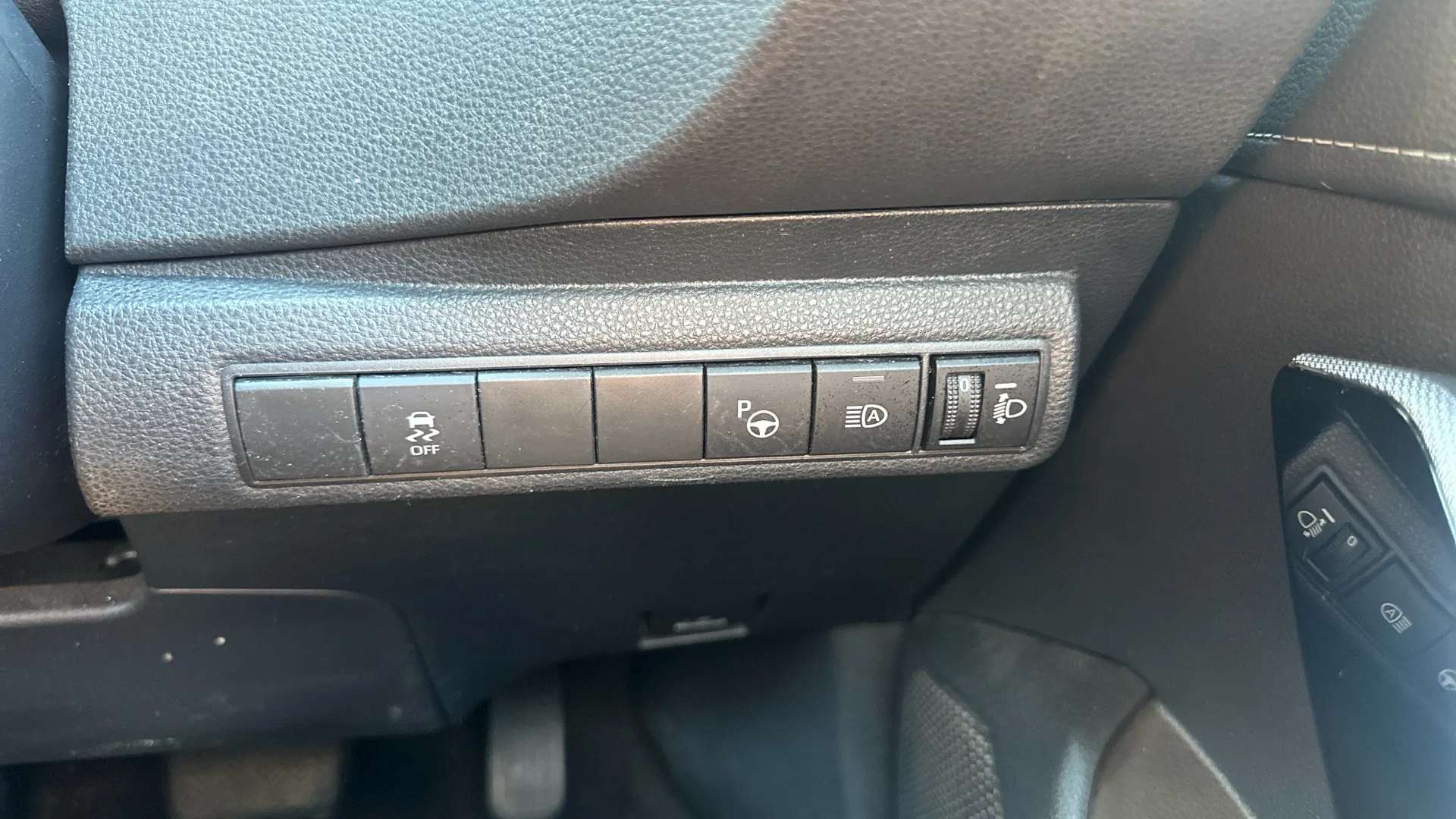 2021 TOYOTA COROLLA 2021 TOYOTA COROLLA
