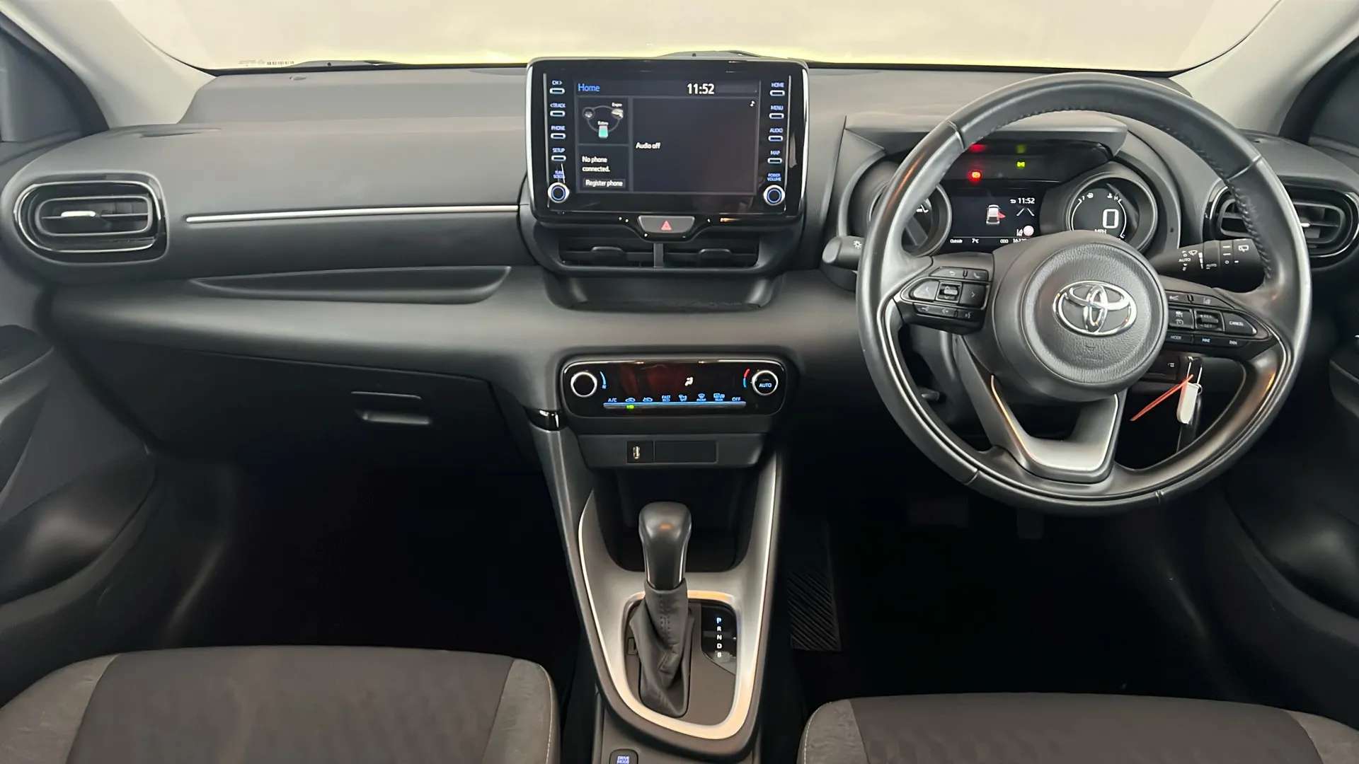 2022 TOYOTA YARIS 2022 TOYOTA YARIS