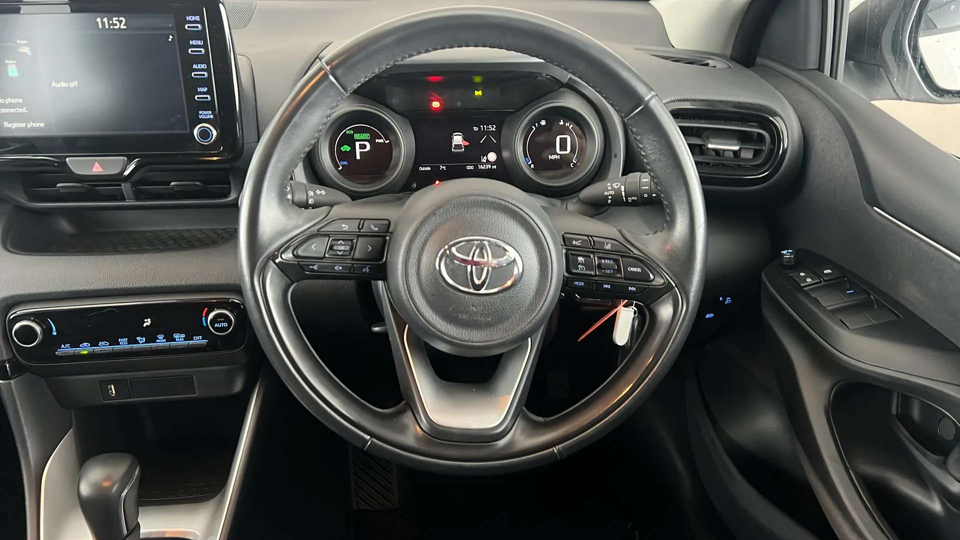 2022 TOYOTA YARIS 2022 TOYOTA YARIS