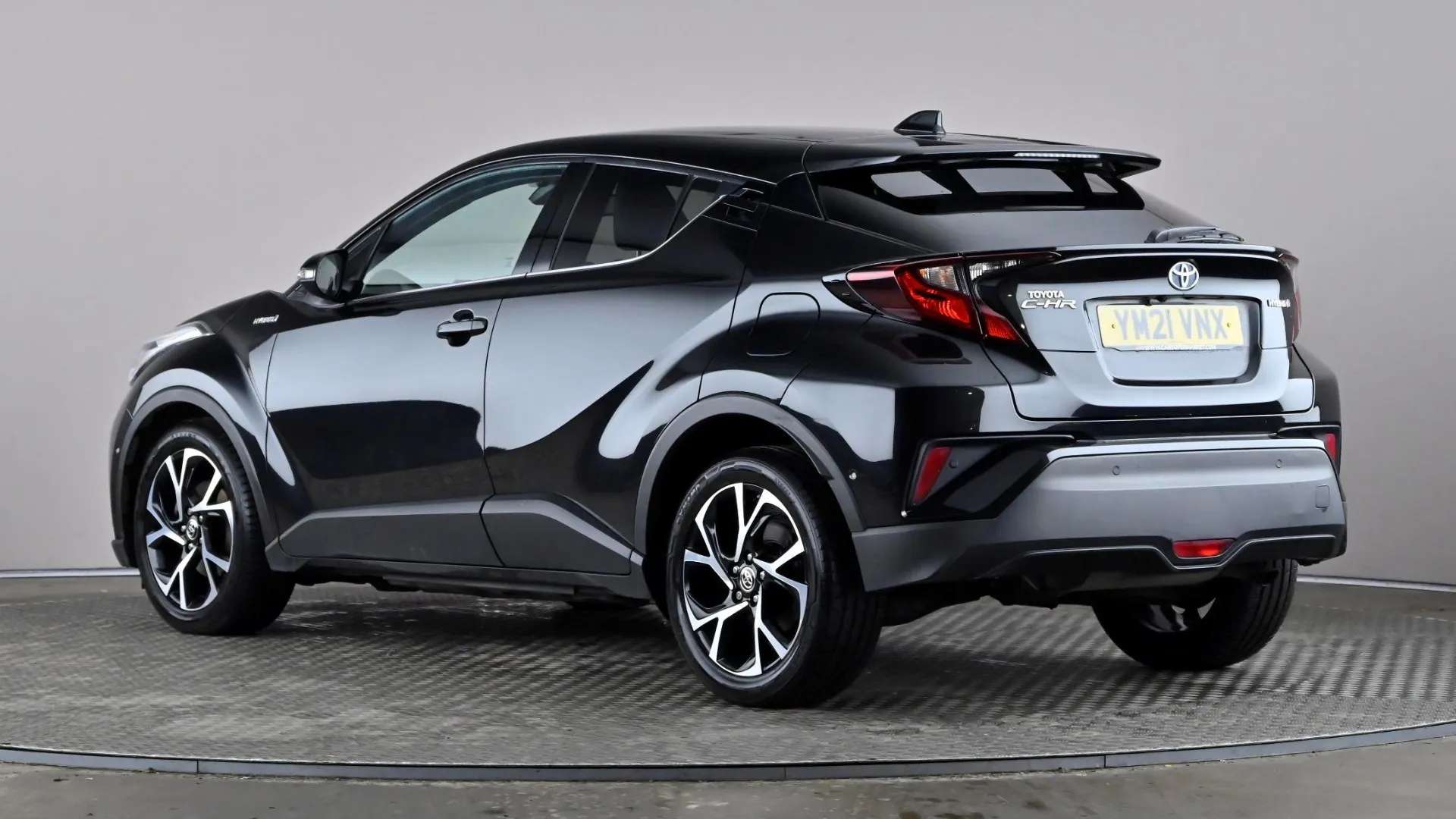 A 2021 TOYOTA C-HR 1.8 Hybrid Design CVT A 2021 TOYOTA C-HR 1.8 Hybrid Design CVT