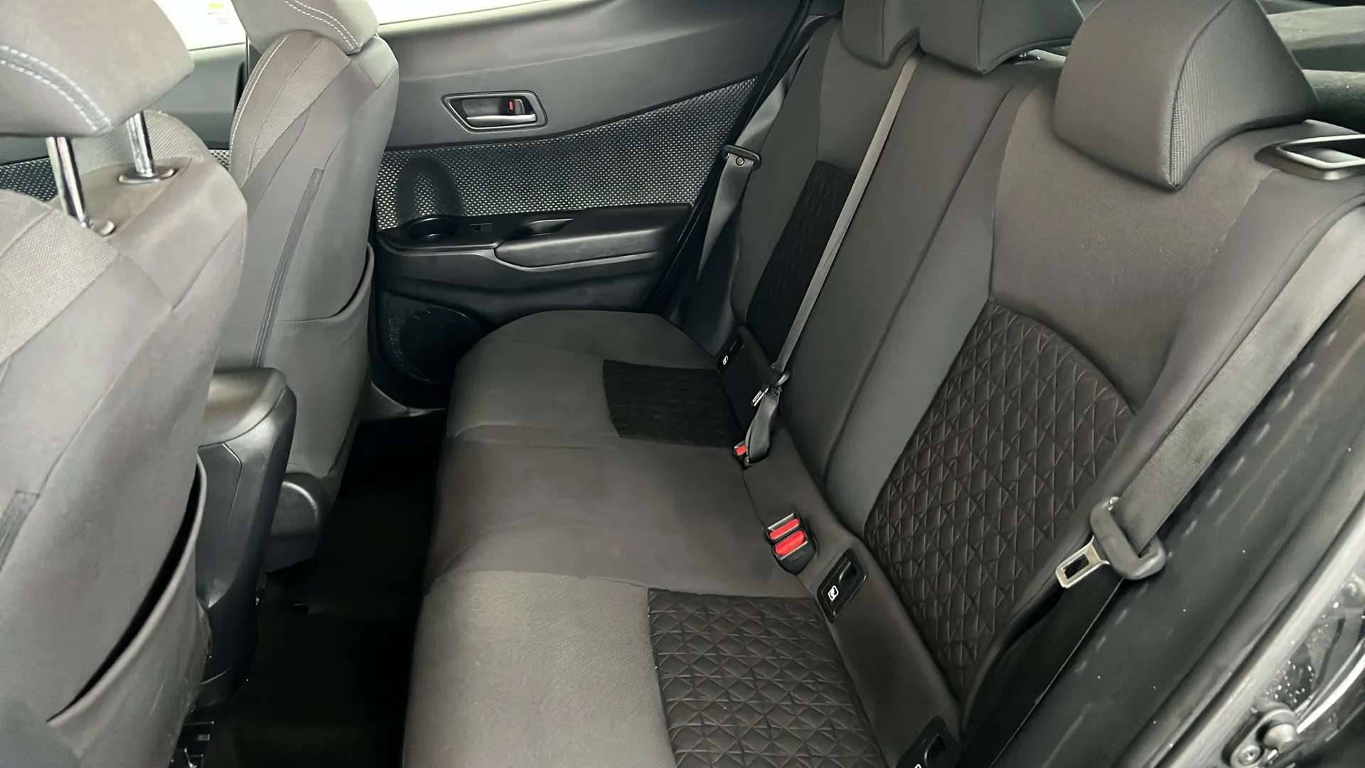 2021 TOYOTA C-HR 2021 TOYOTA C-HR