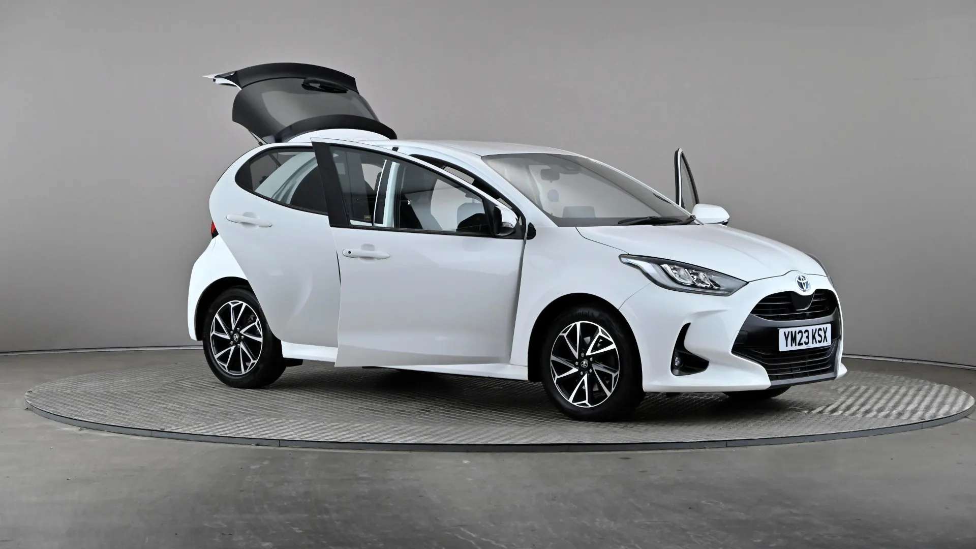 2023 TOYOTA YARIS 2023 TOYOTA YARIS