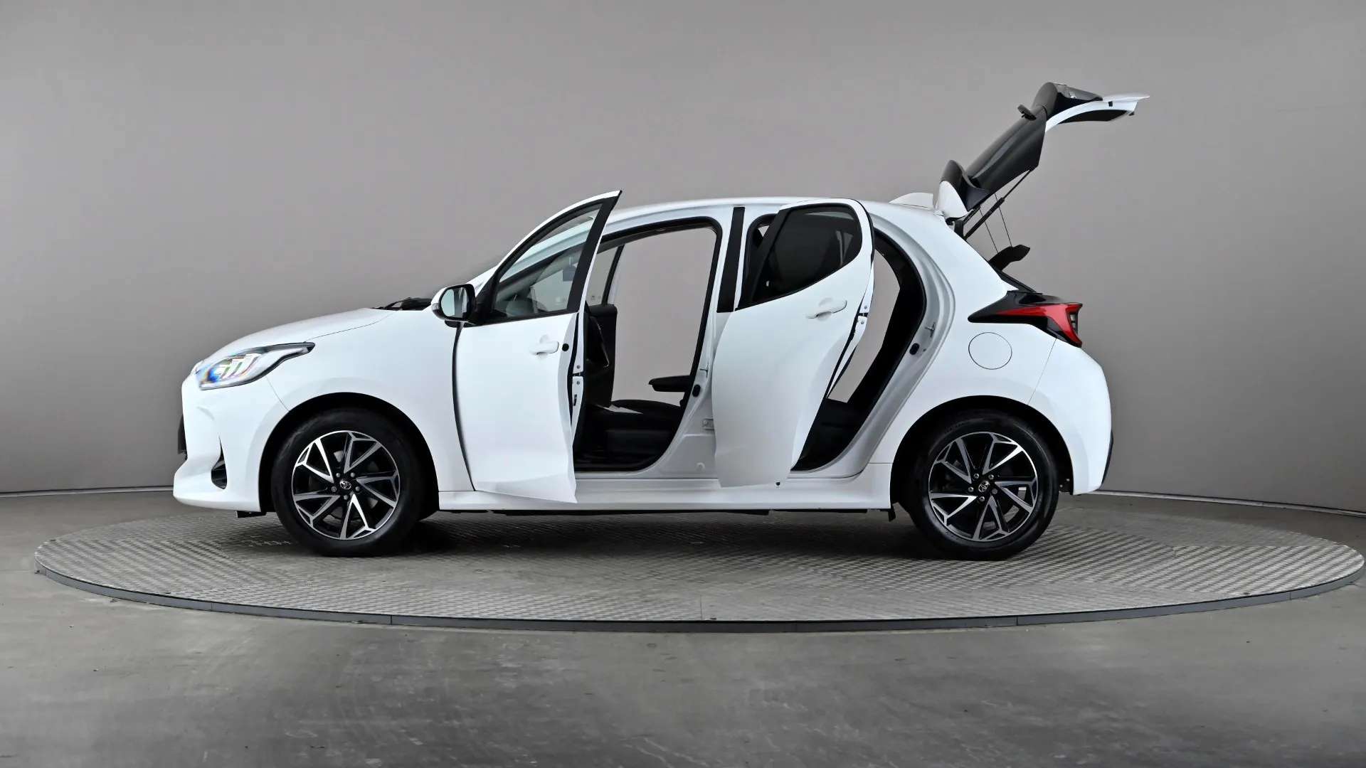 2023 TOYOTA YARIS 2023 TOYOTA YARIS