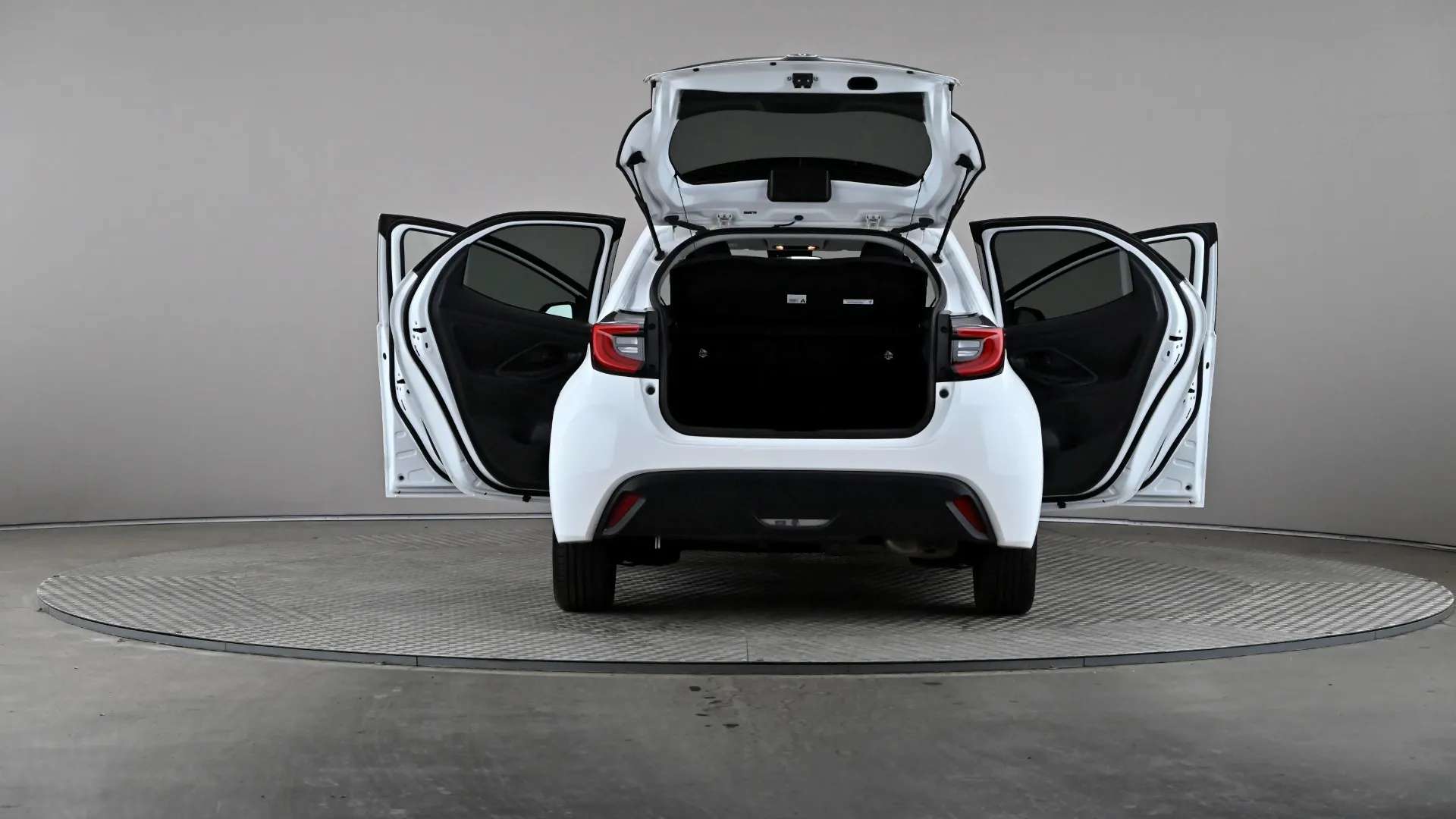 2023 TOYOTA YARIS 2023 TOYOTA YARIS