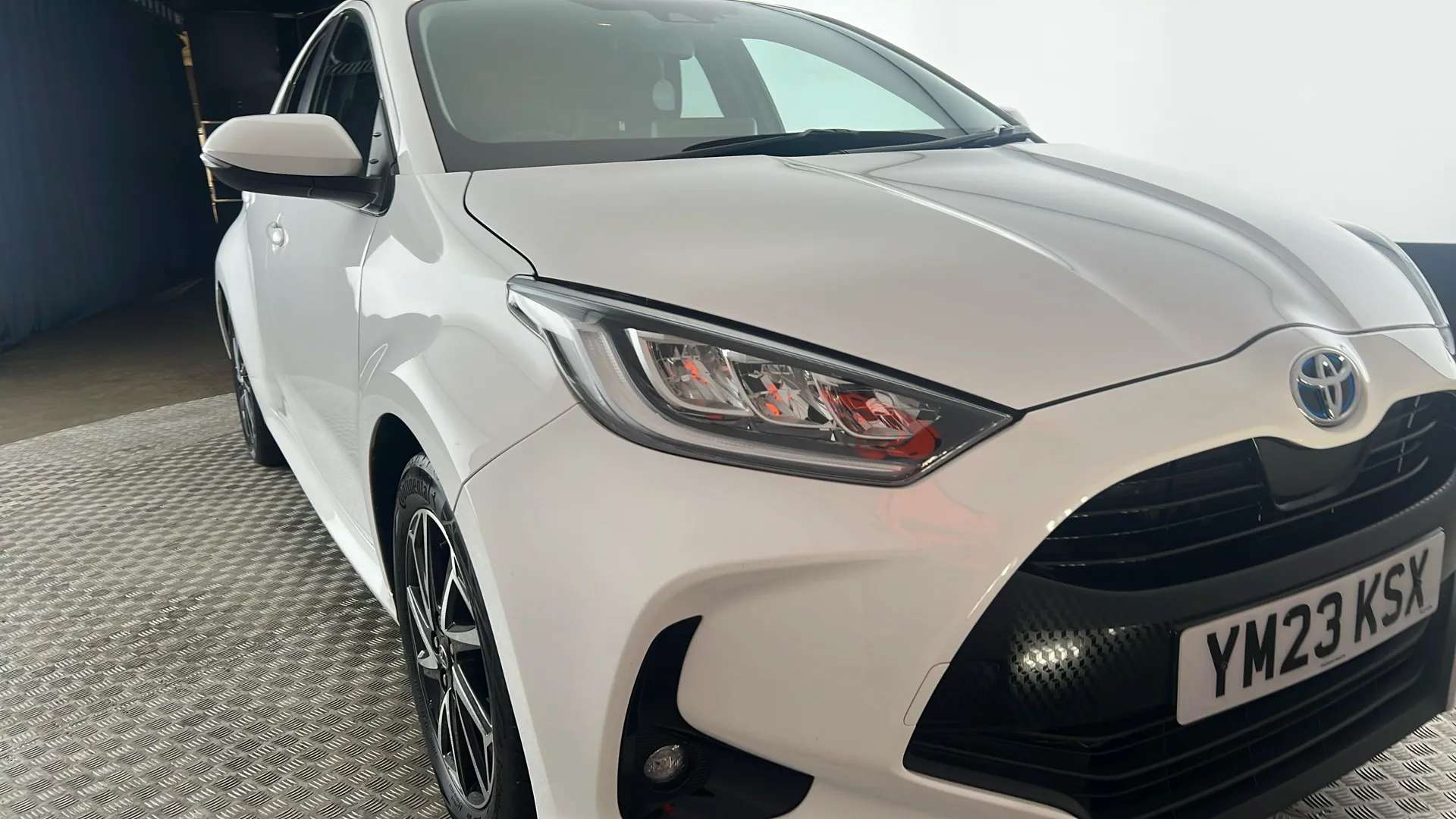 2023 TOYOTA YARIS 2023 TOYOTA YARIS
