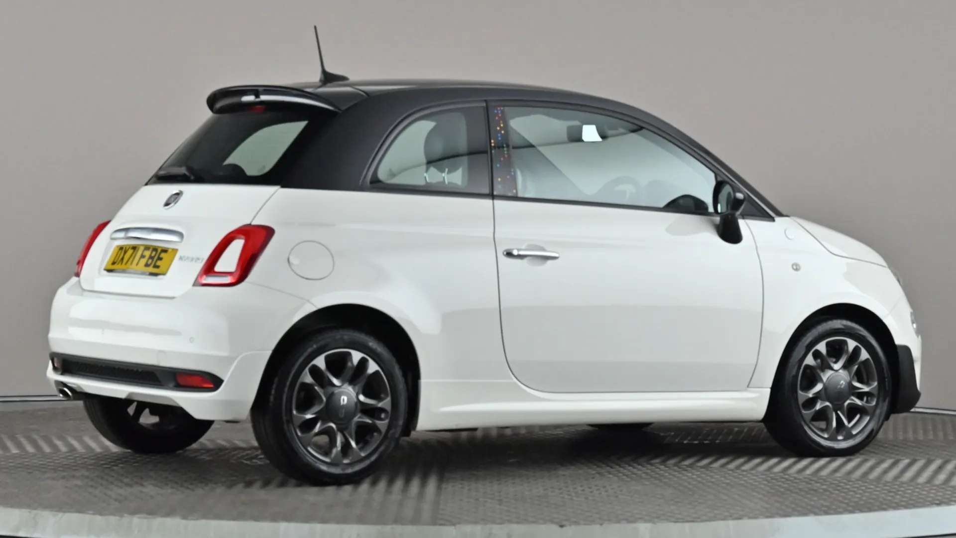 2021 FIAT 500 2021 FIAT 500
