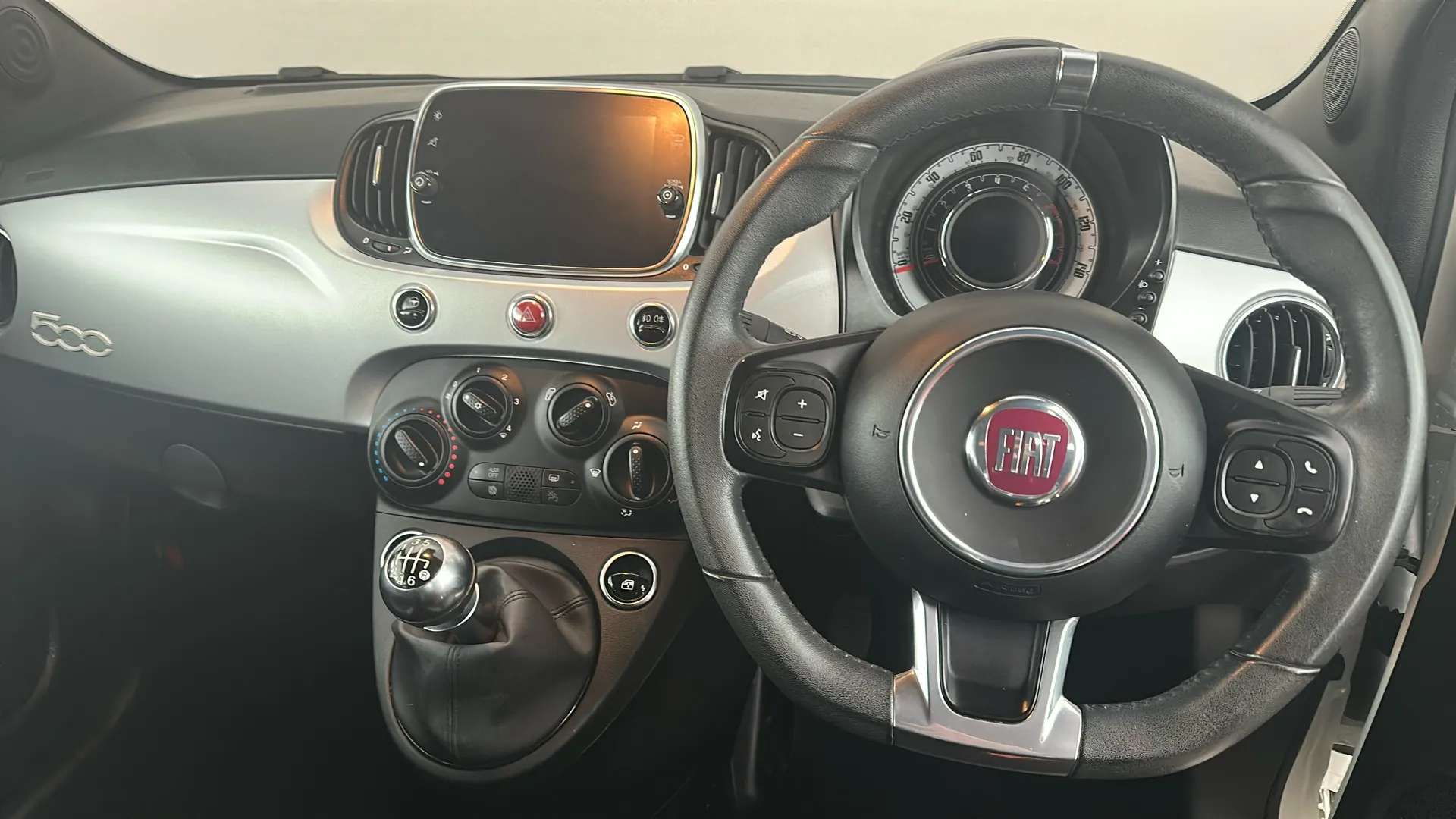 2021 FIAT 500 2021 FIAT 500