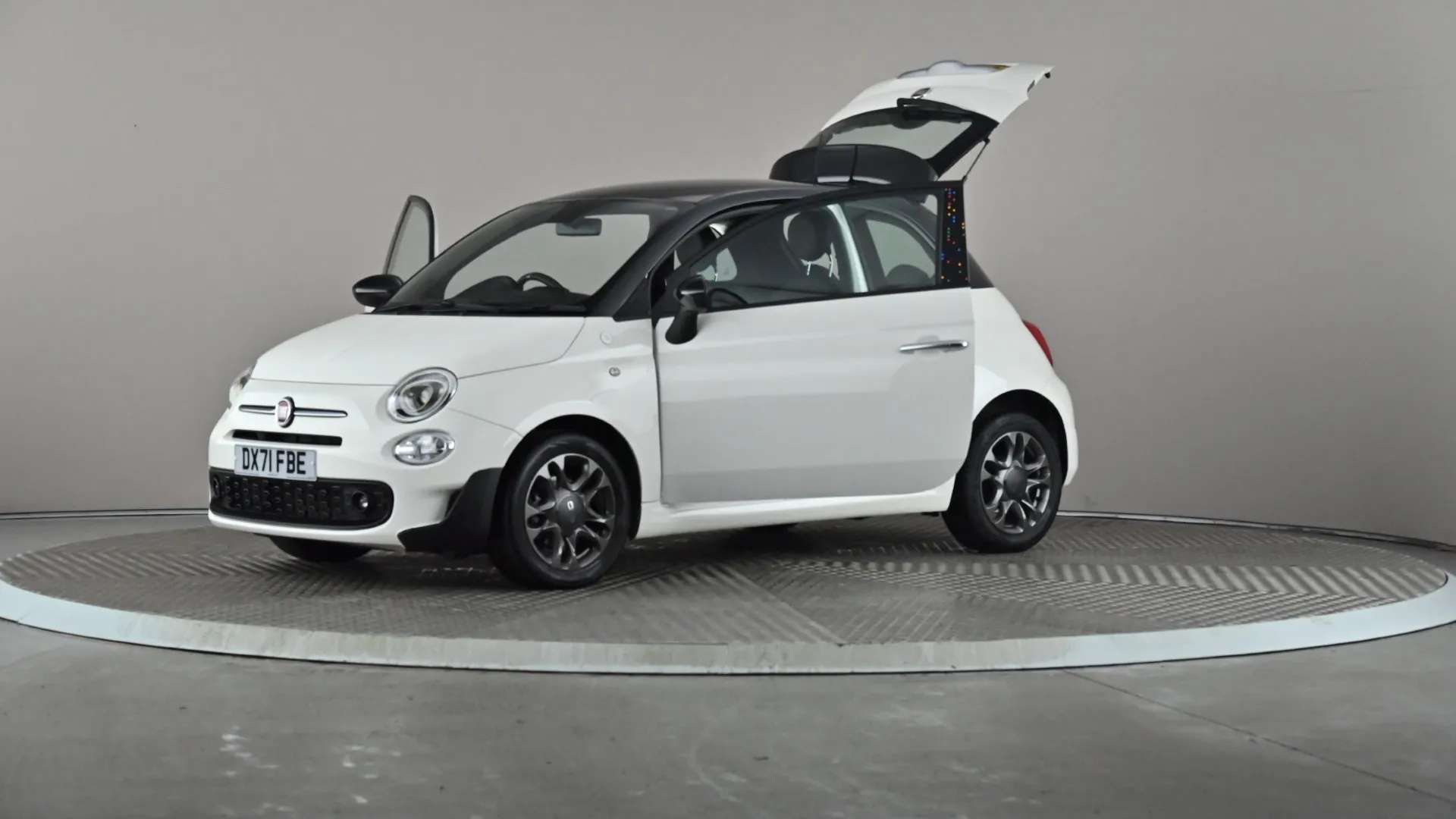 2021 FIAT 500 2021 FIAT 500
