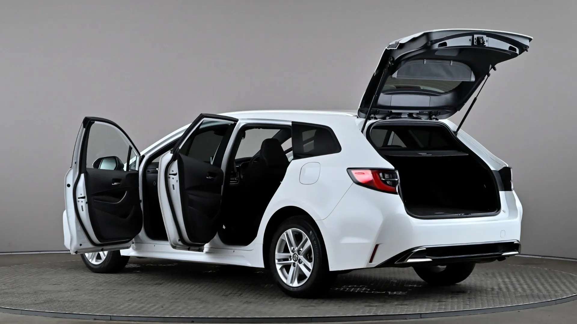 2023 SUZUKI SWACE 2023 SUZUKI SWACE