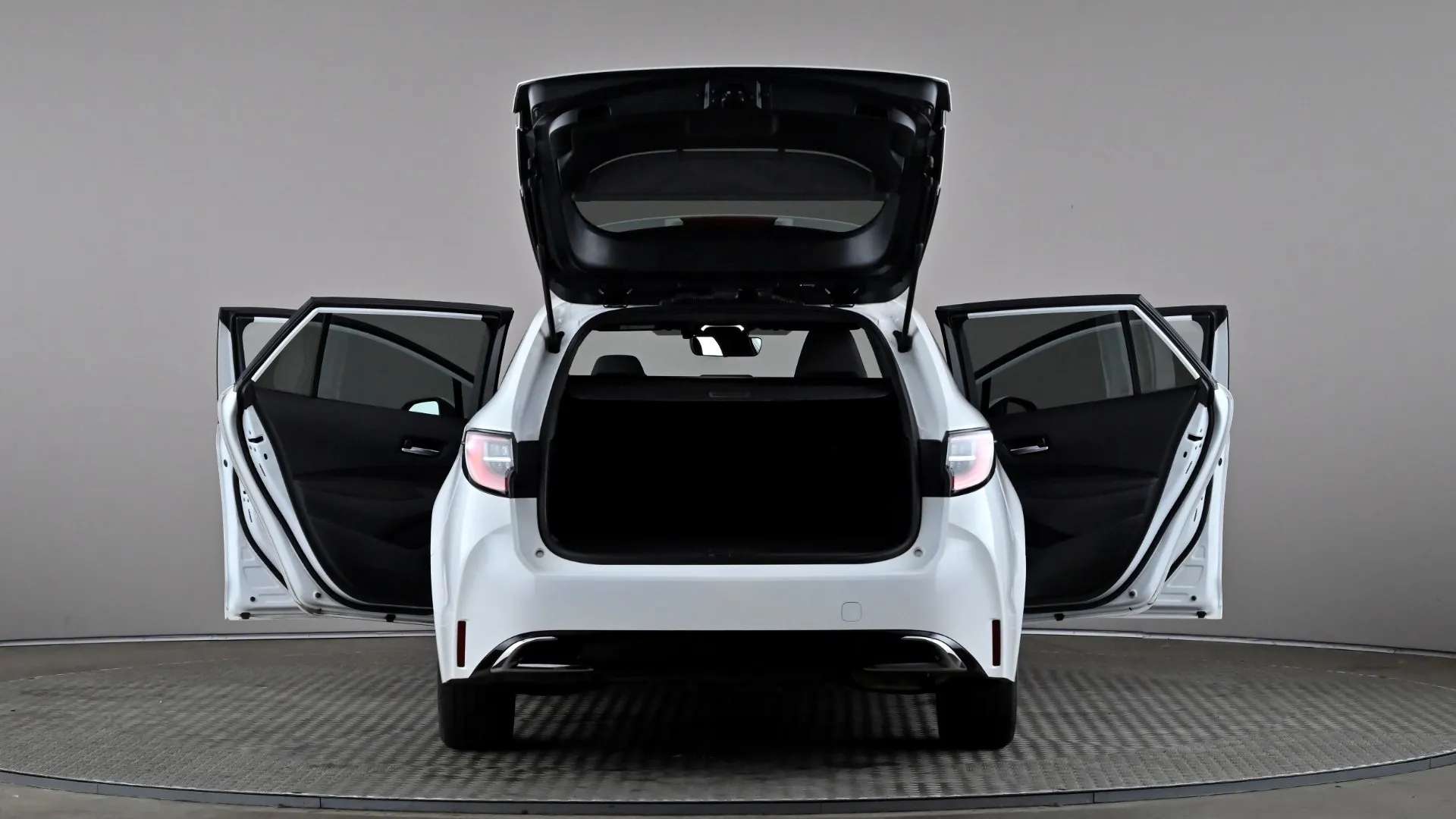 2023 SUZUKI SWACE 2023 SUZUKI SWACE