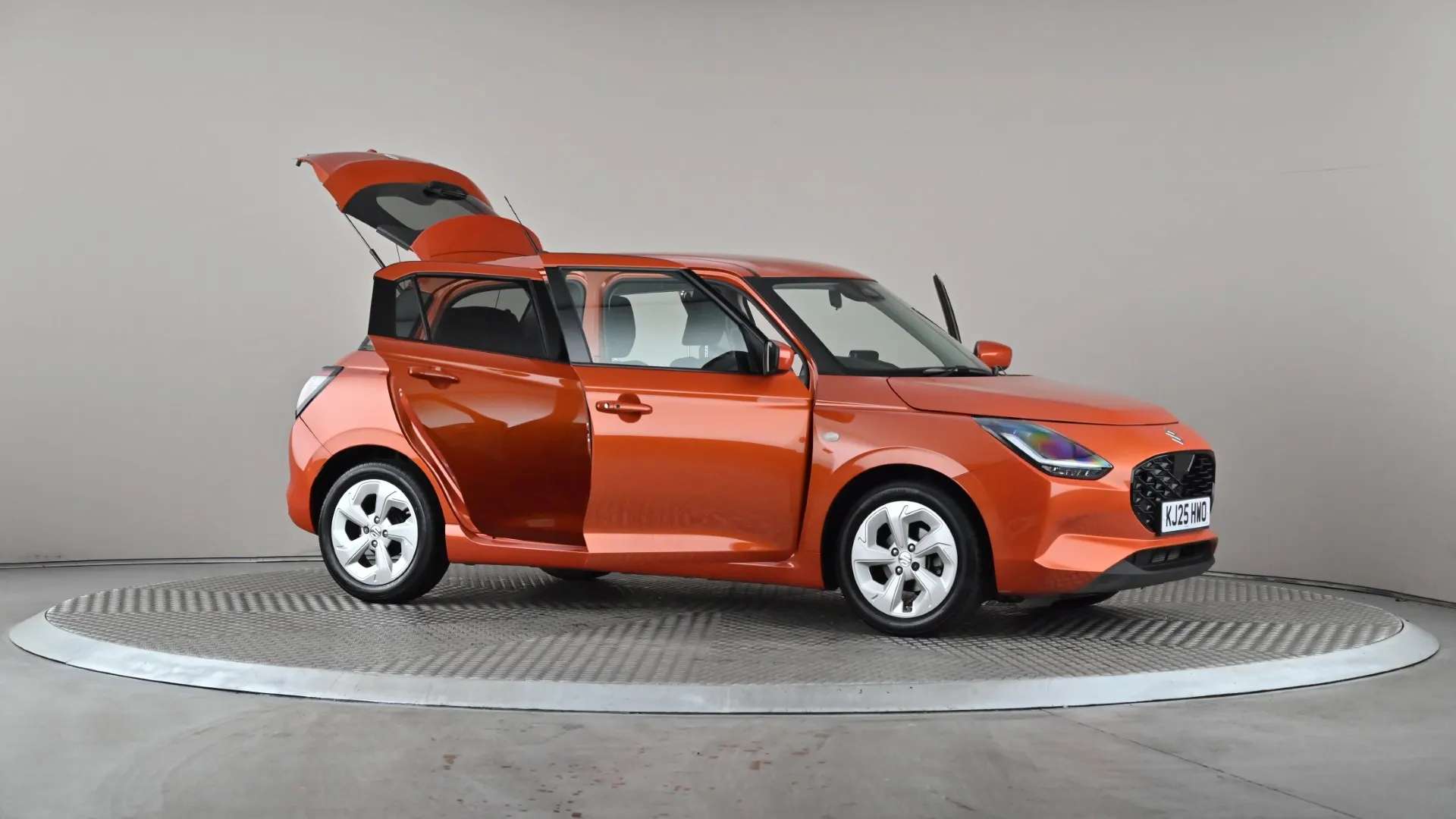 2025 SUZUKI SWIFT 2025 SUZUKI SWIFT