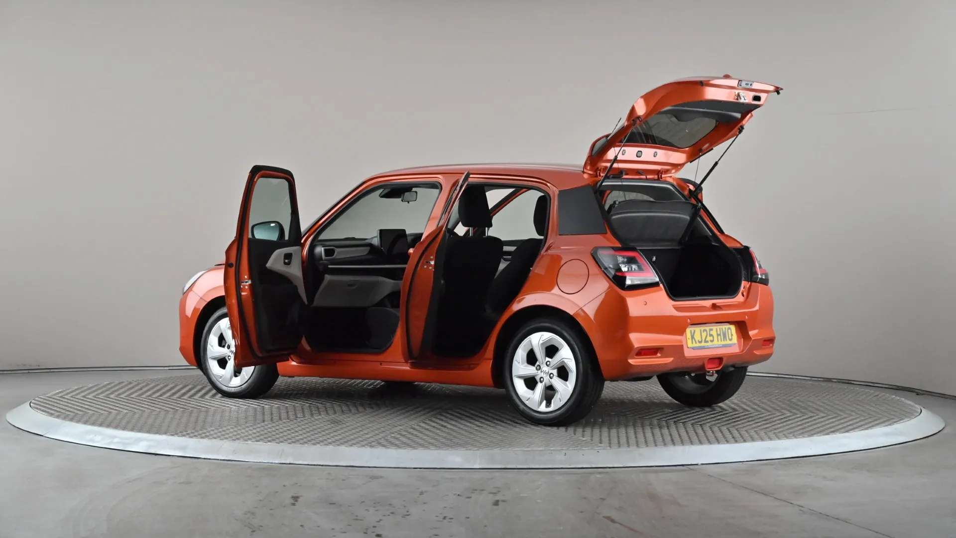 2025 SUZUKI SWIFT 2025 SUZUKI SWIFT