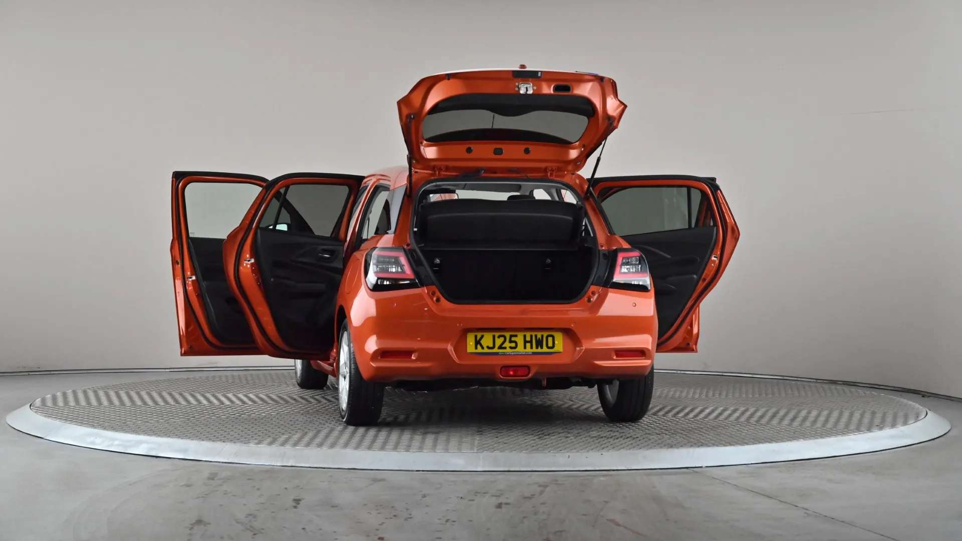 2025 SUZUKI SWIFT 2025 SUZUKI SWIFT