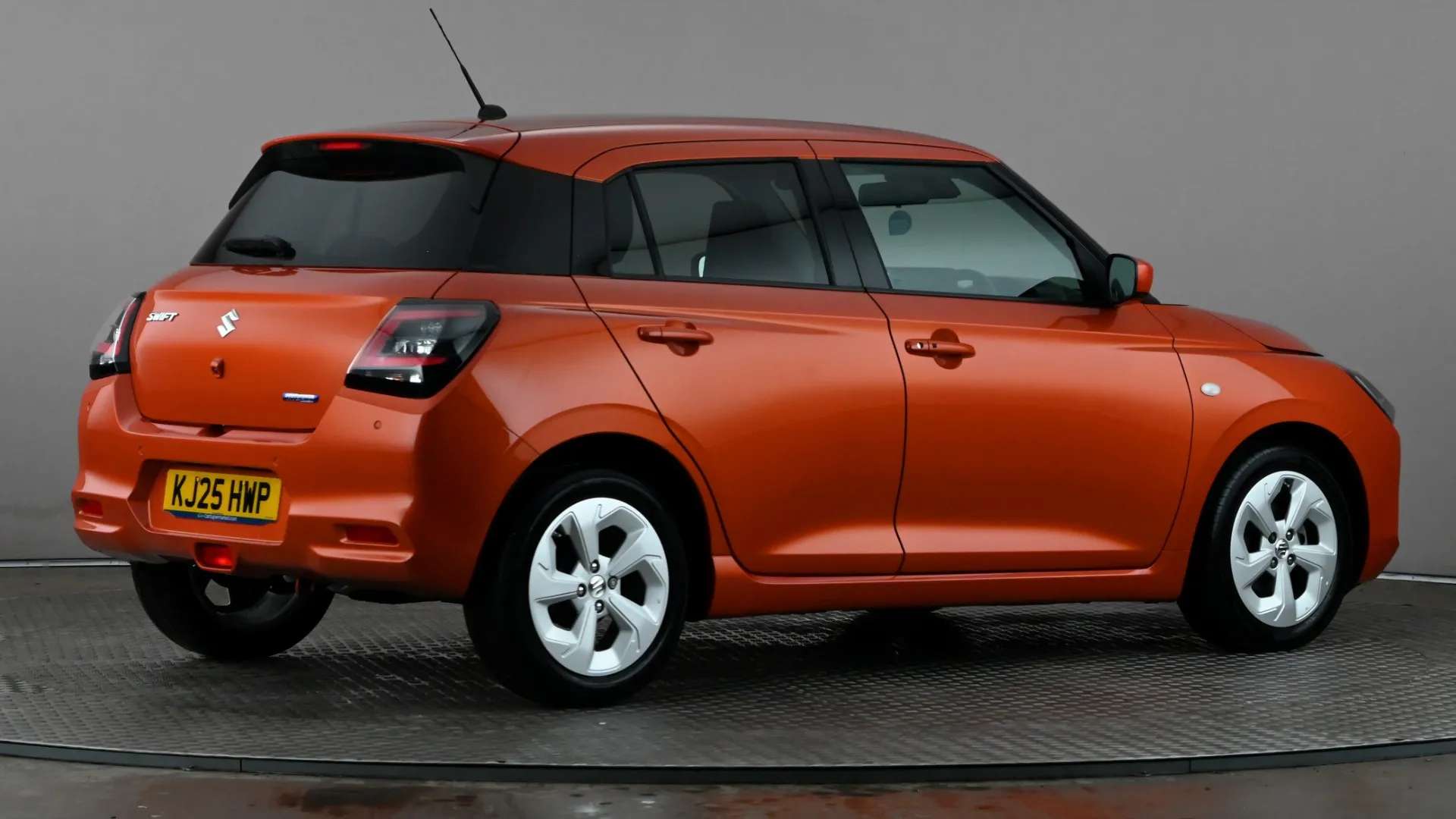2025 SUZUKI SWIFT 2025 SUZUKI SWIFT