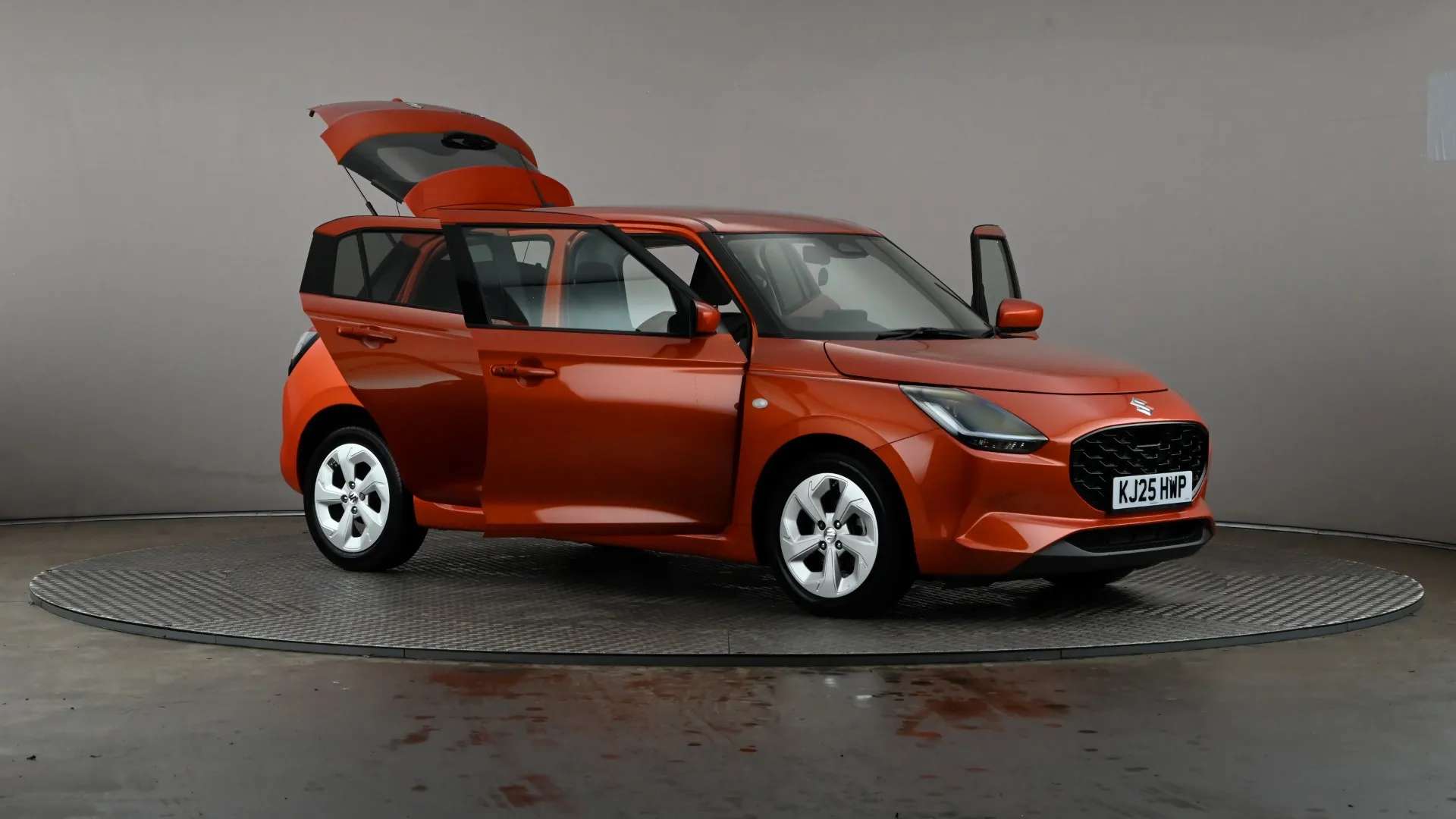 2025 SUZUKI SWIFT 2025 SUZUKI SWIFT