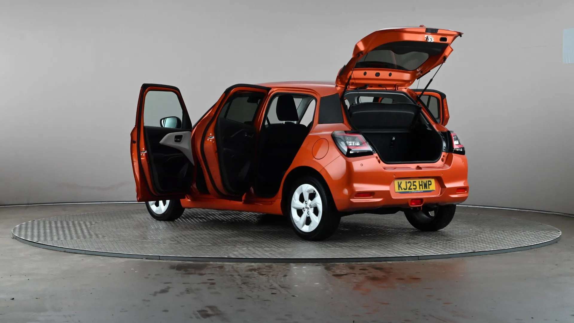 2025 SUZUKI SWIFT 2025 SUZUKI SWIFT