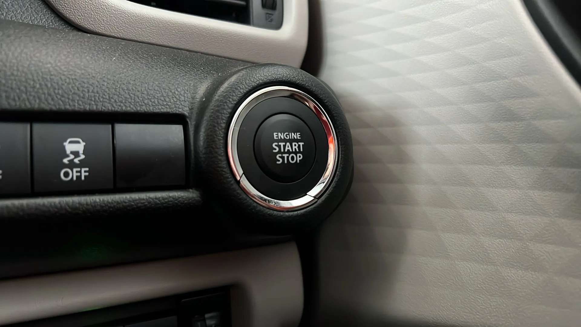 2025 SUZUKI SWIFT 2025 SUZUKI SWIFT