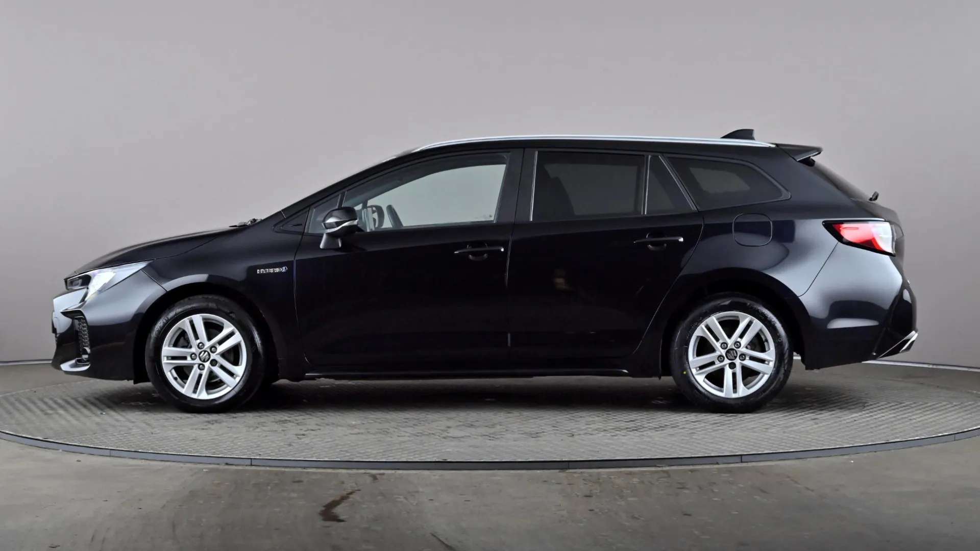 A 2023 SUZUKI SWACE 1.8 Hybrid Motion CVT A 2023 SUZUKI SWACE 1.8 Hybrid Motion CVT